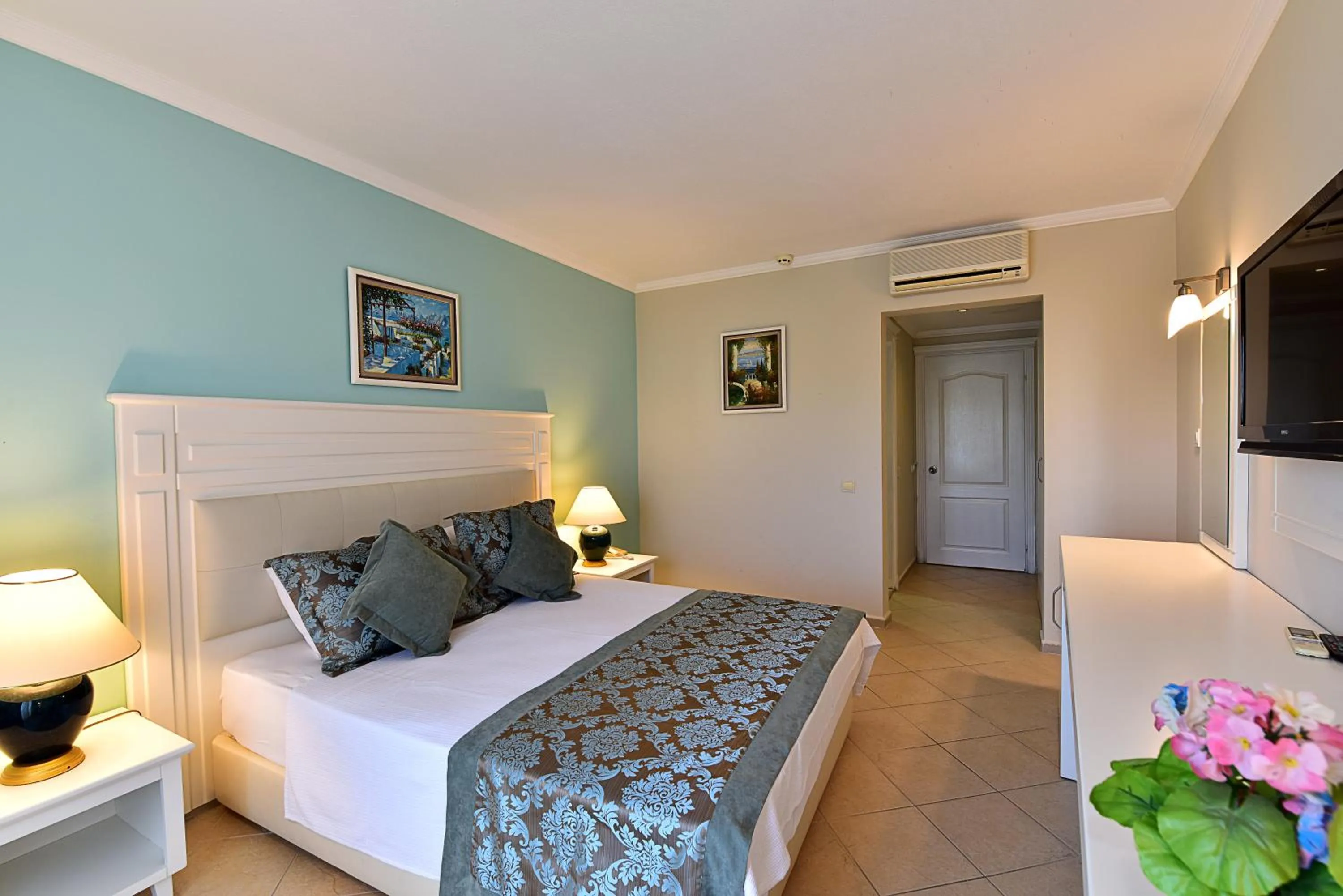 Bedroom in Ayaz Aqua Beach Hotel