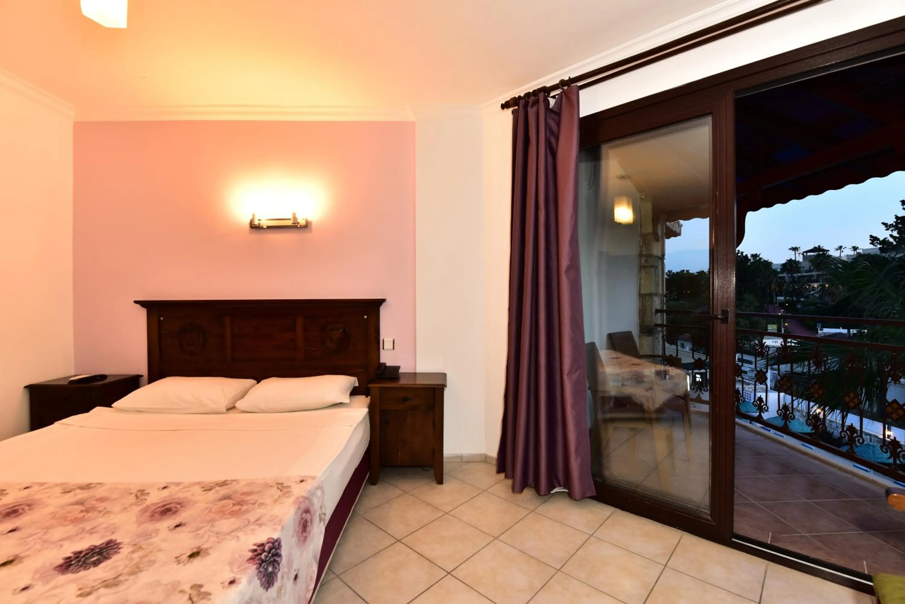 Photo of the whole room in Ayaz Aqua Beach Hotel