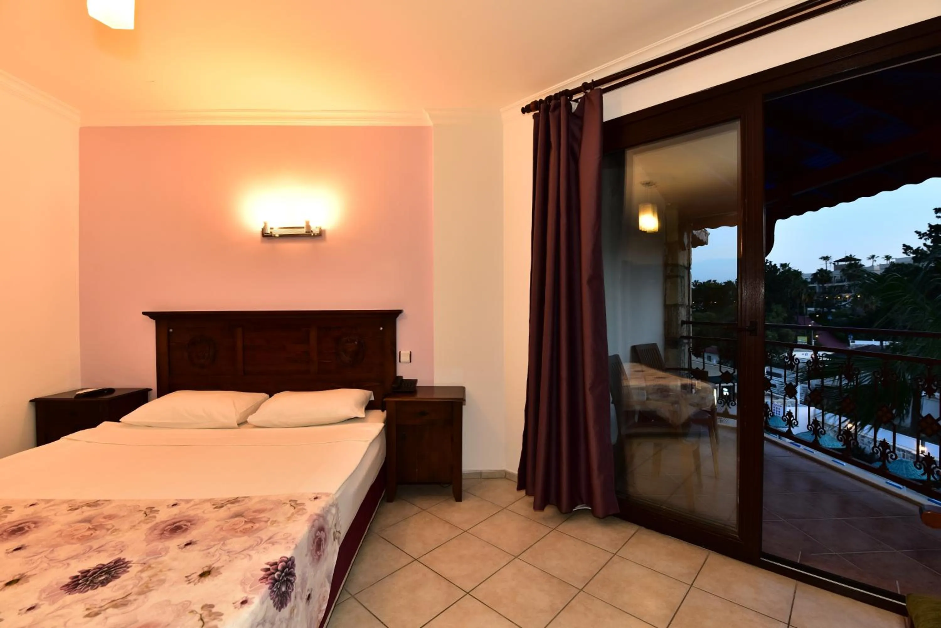 Photo of the whole room in Ayaz Aqua Beach Hotel