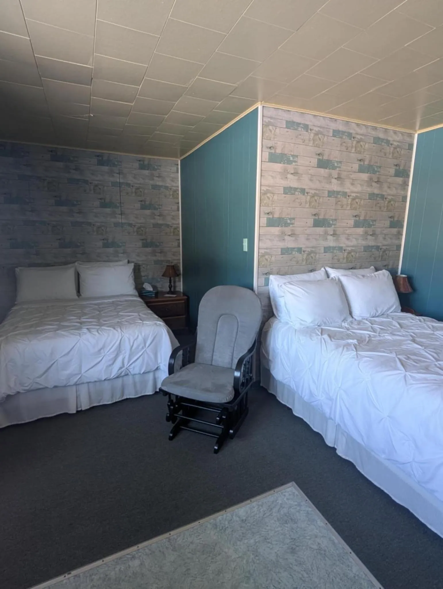 Bed in Motel Leblanc