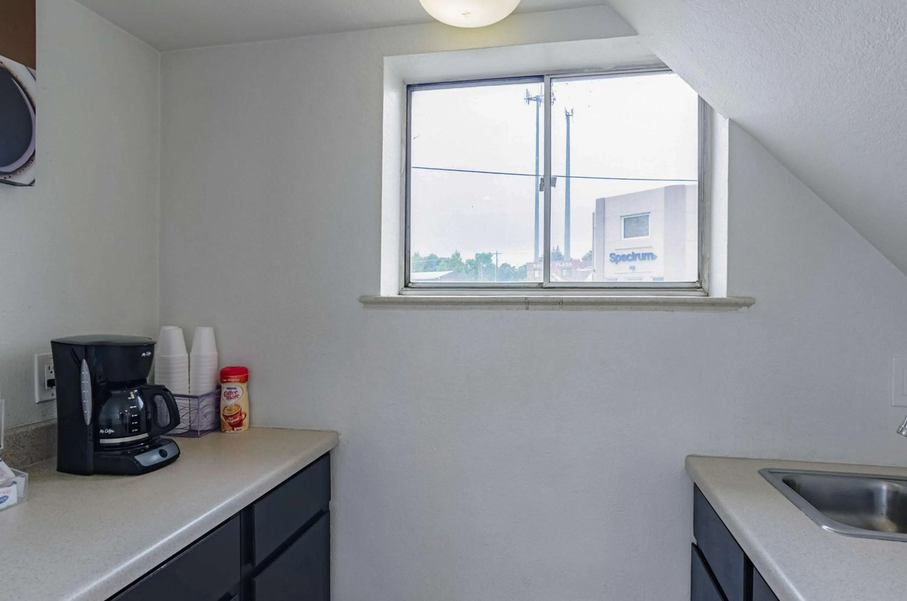 Restaurant/places to eat in Motel 6 Riverton WY