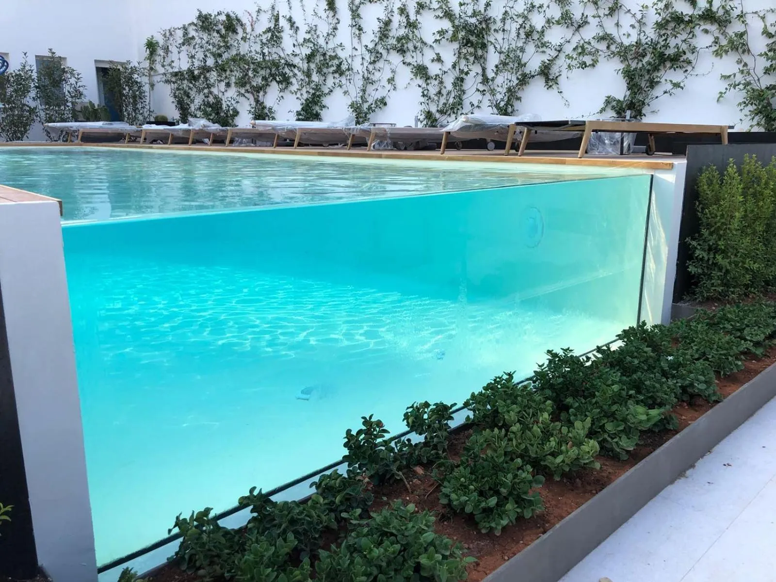 Swimming pool in Unìco Boutique Hotel d'Arte