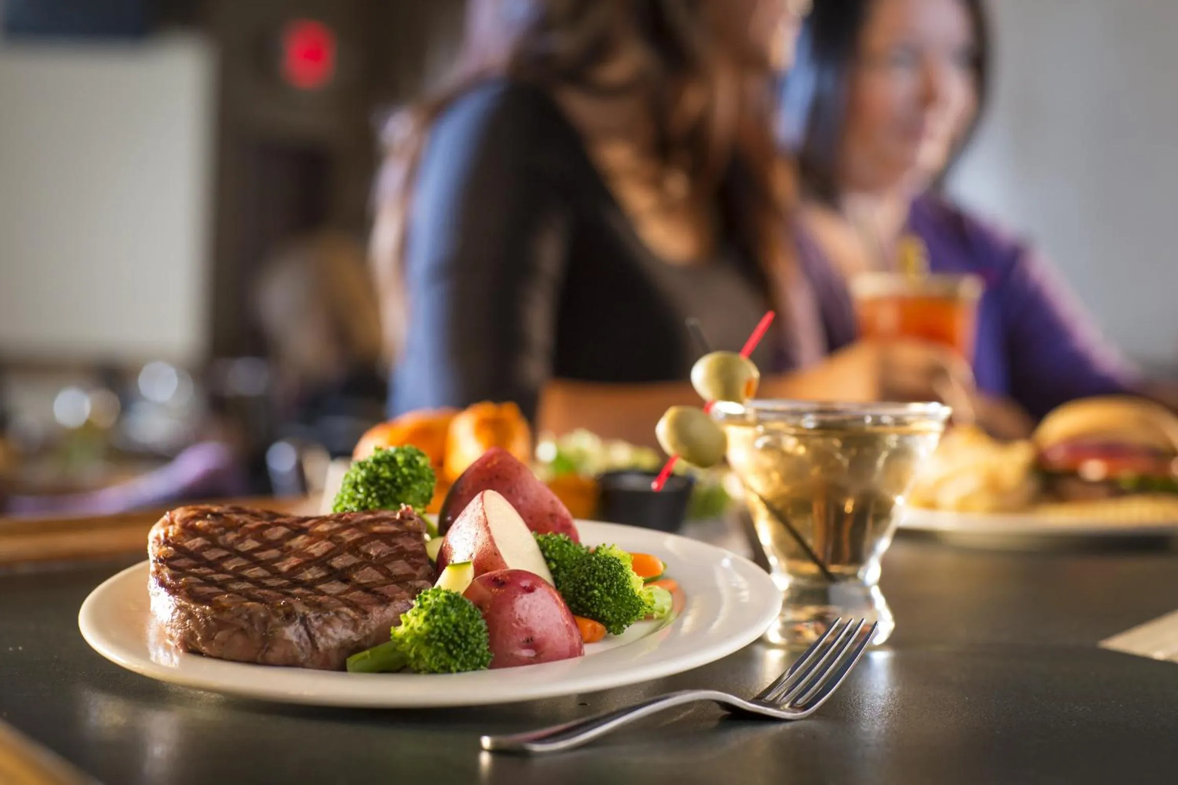 Restaurant/places to eat in Red Lion Hotel Wenatchee City Center