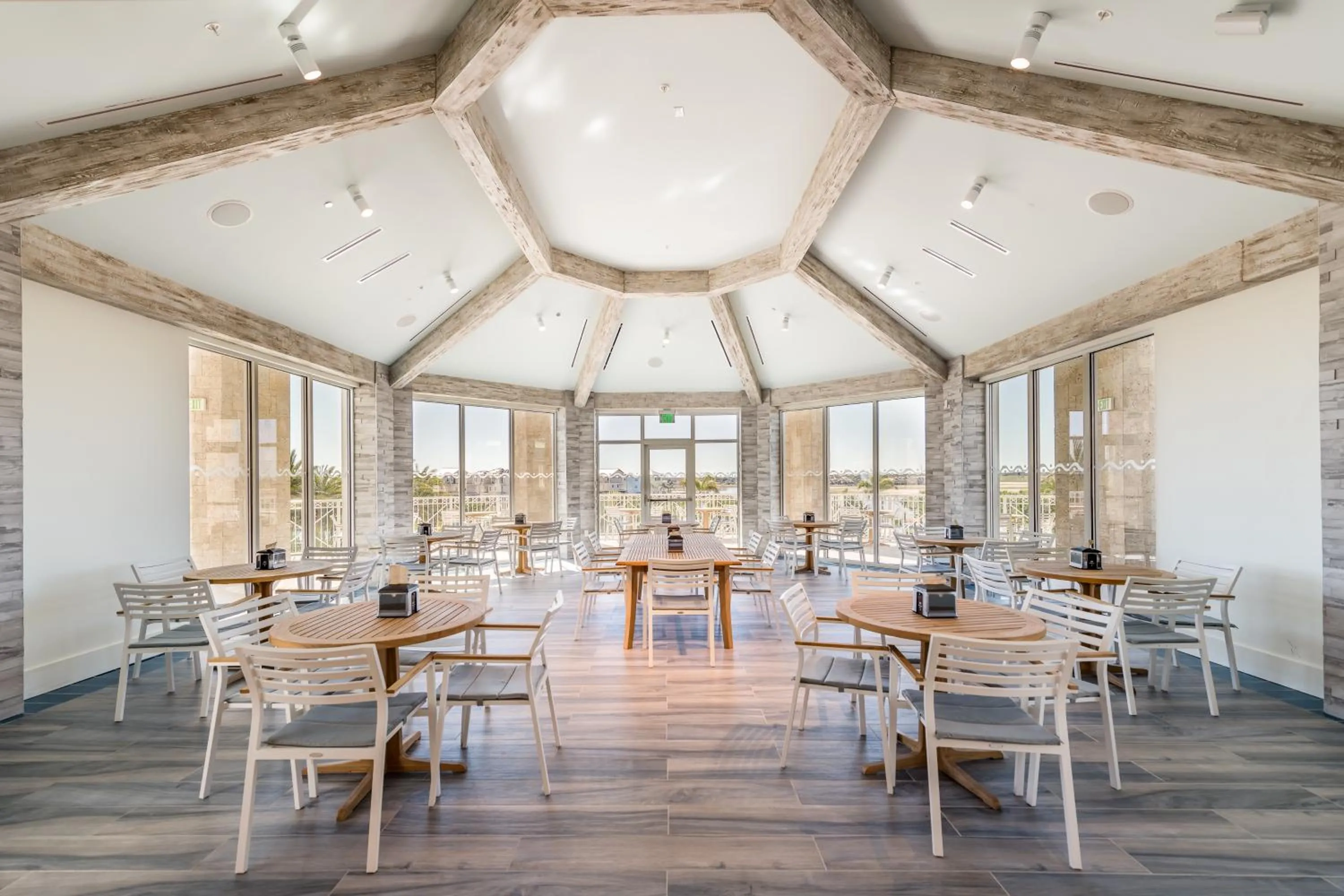 Restaurant/places to eat in Margaritaville Cottages Orlando by Rentyl with H2O Waterpark