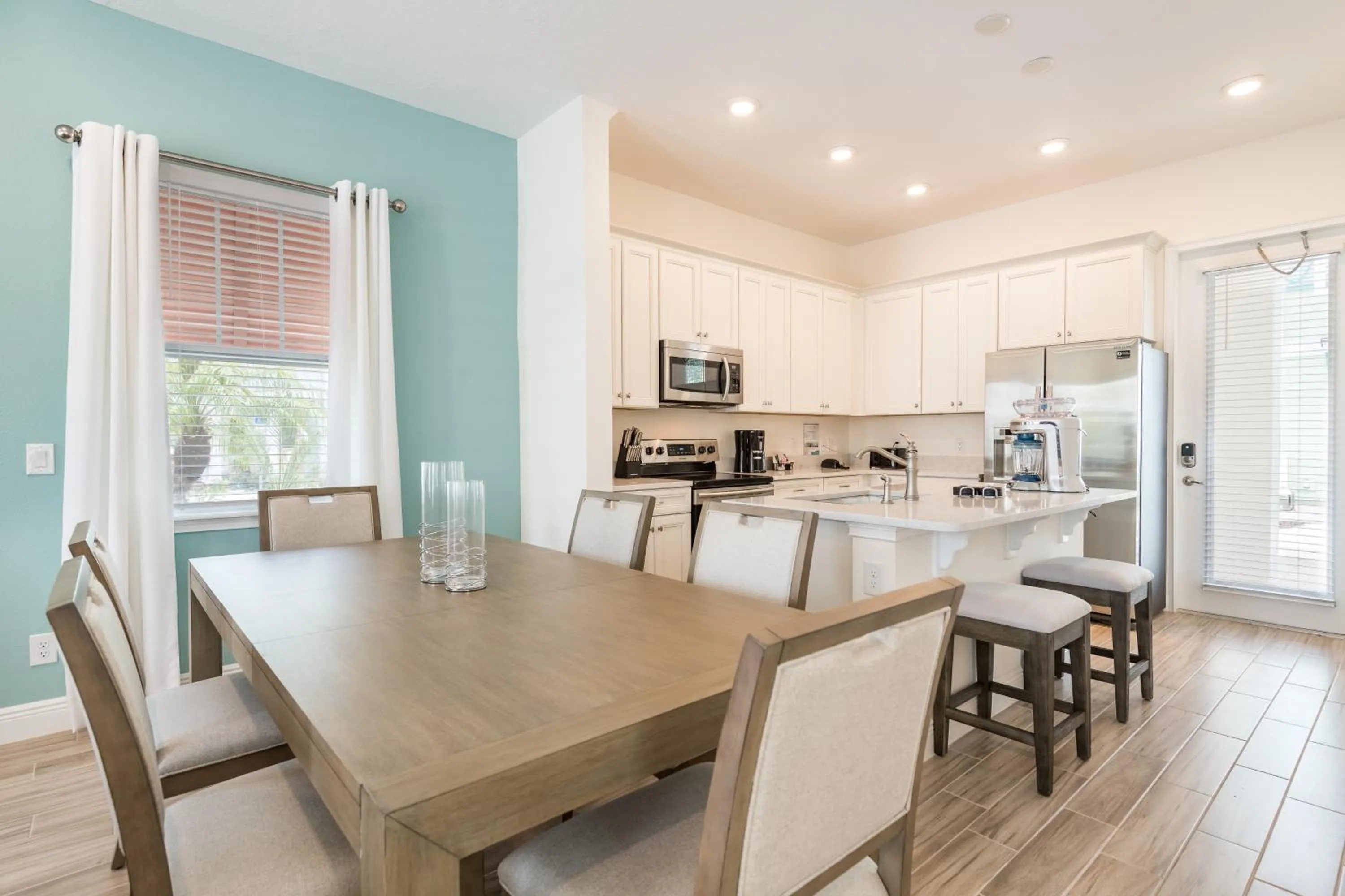 Kitchen or kitchenette in Margaritaville Cottages Orlando by Rentyl with H2O Waterpark