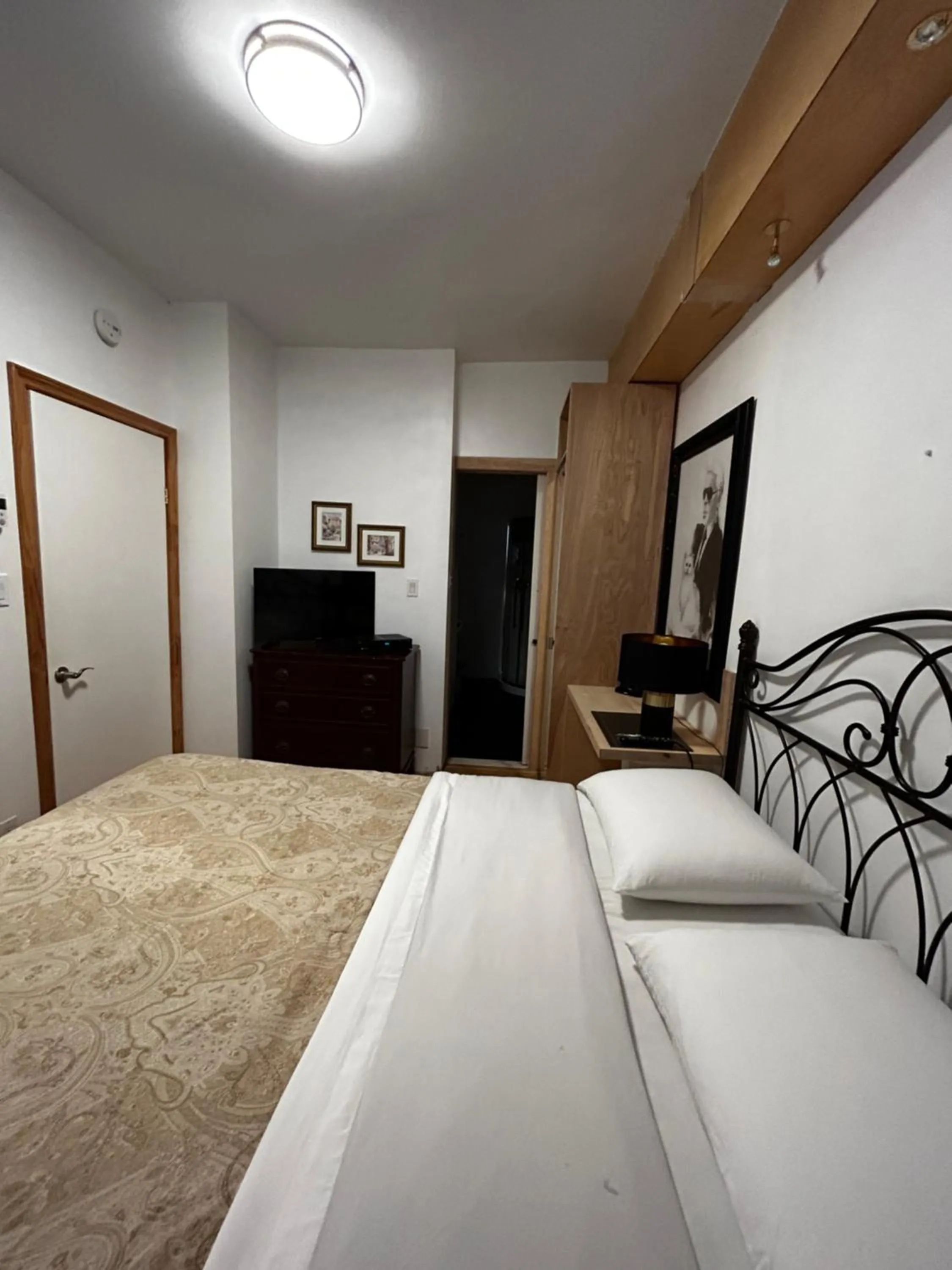 Bed in Gite Le Sieur de Joliette