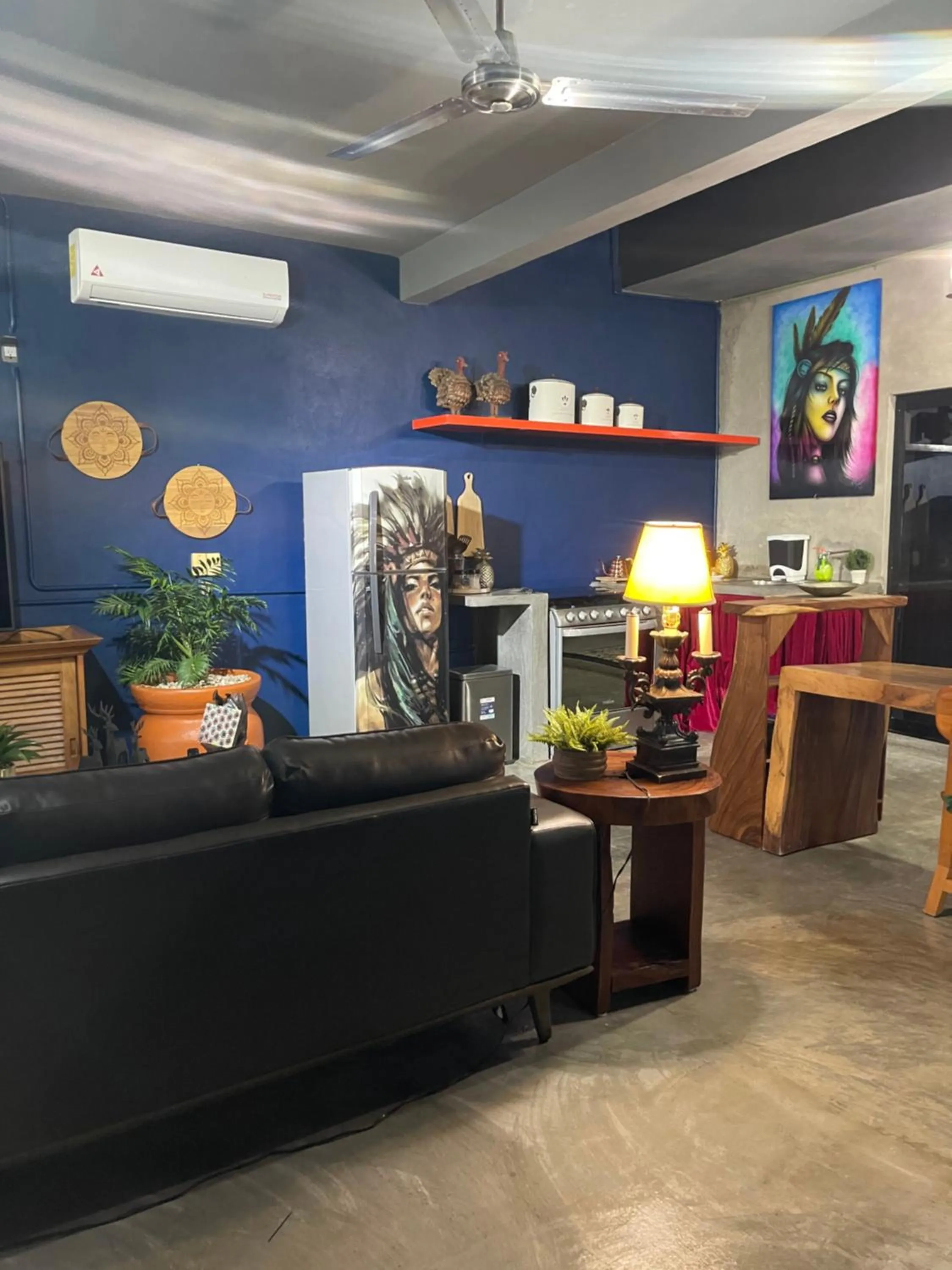 Seating area in Casa Conicarit