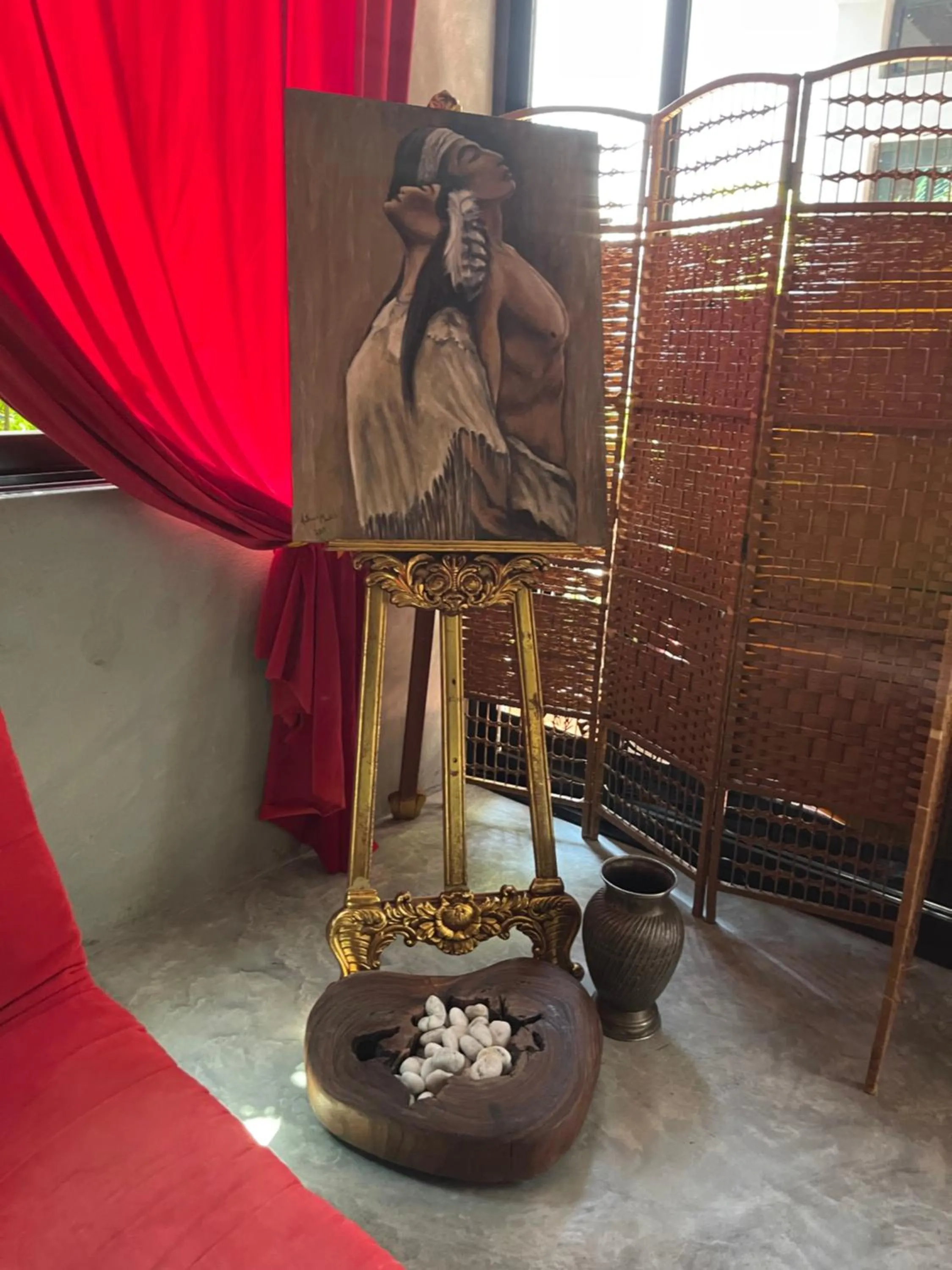 Decorative detail in Casa Conicarit