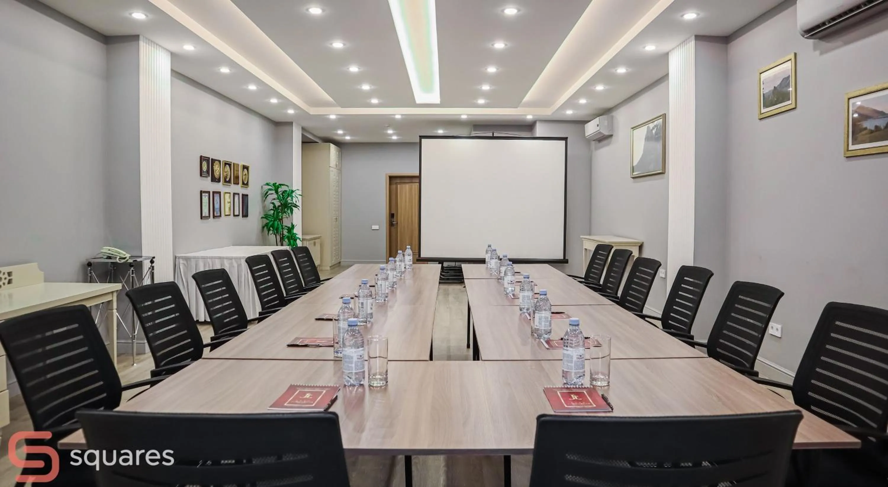 Meeting/conference room in Jumbaktas Astana Hotel