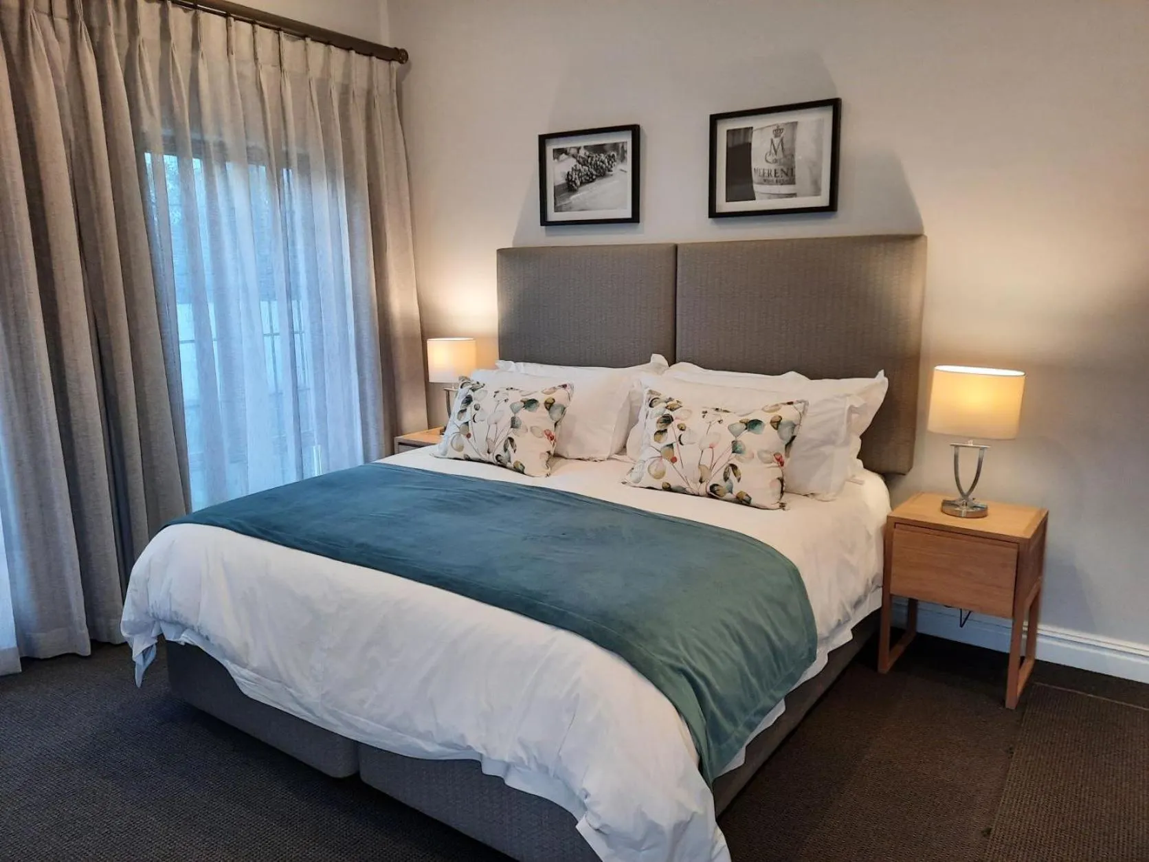 Bed in Meerendal Boutique Hotel
