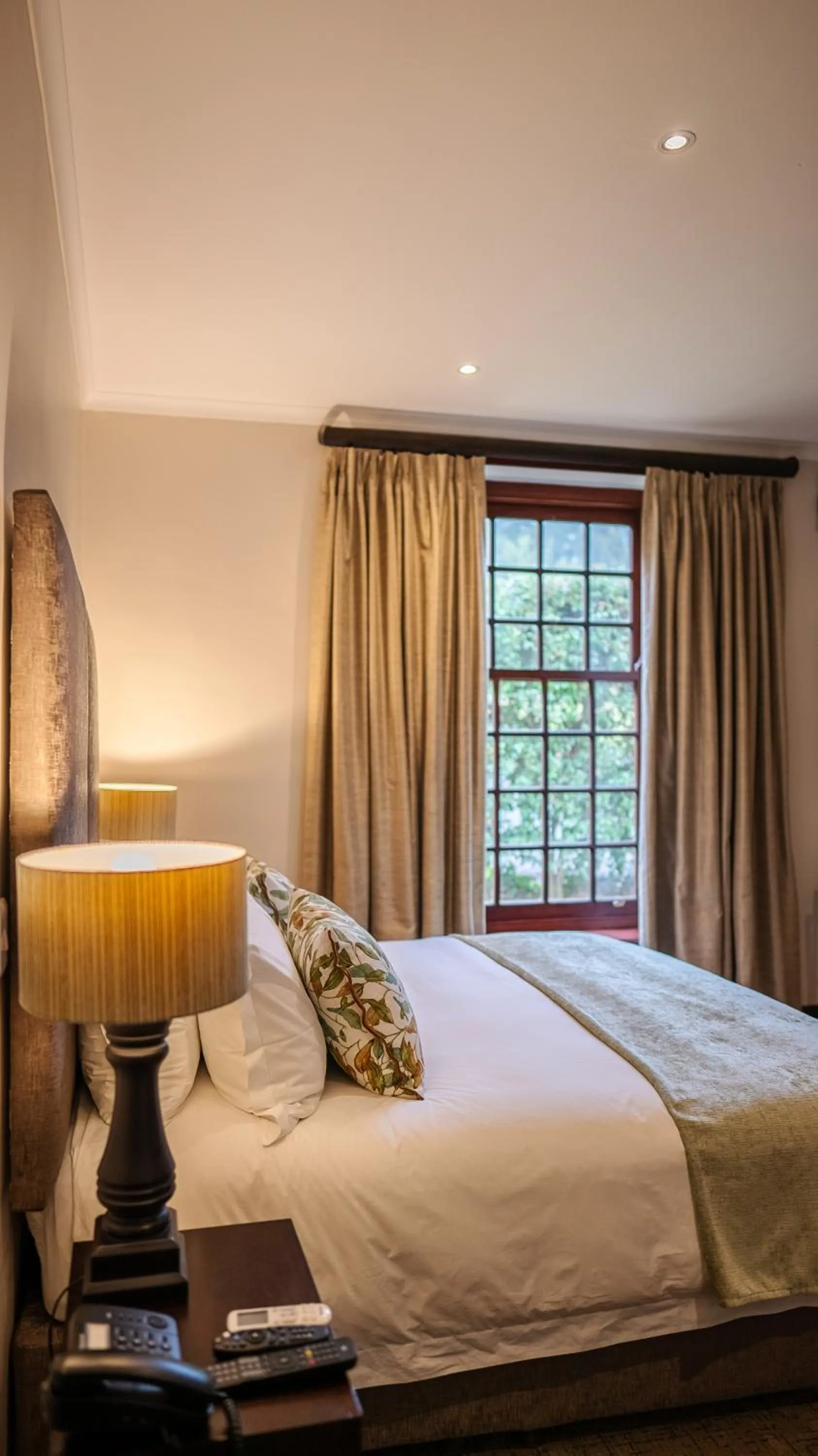 Bed in Meerendal Boutique Hotel