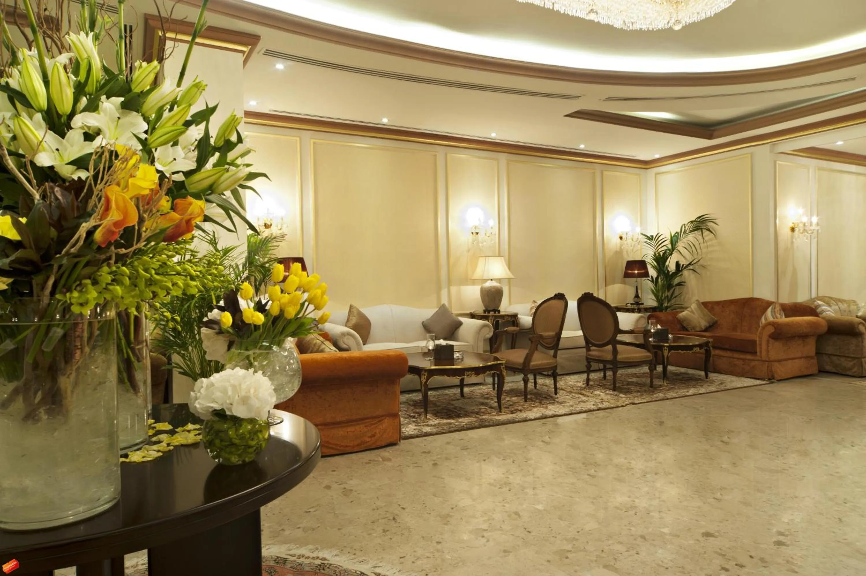 Lobby or reception in Magnum Hotel & Suites West Bay