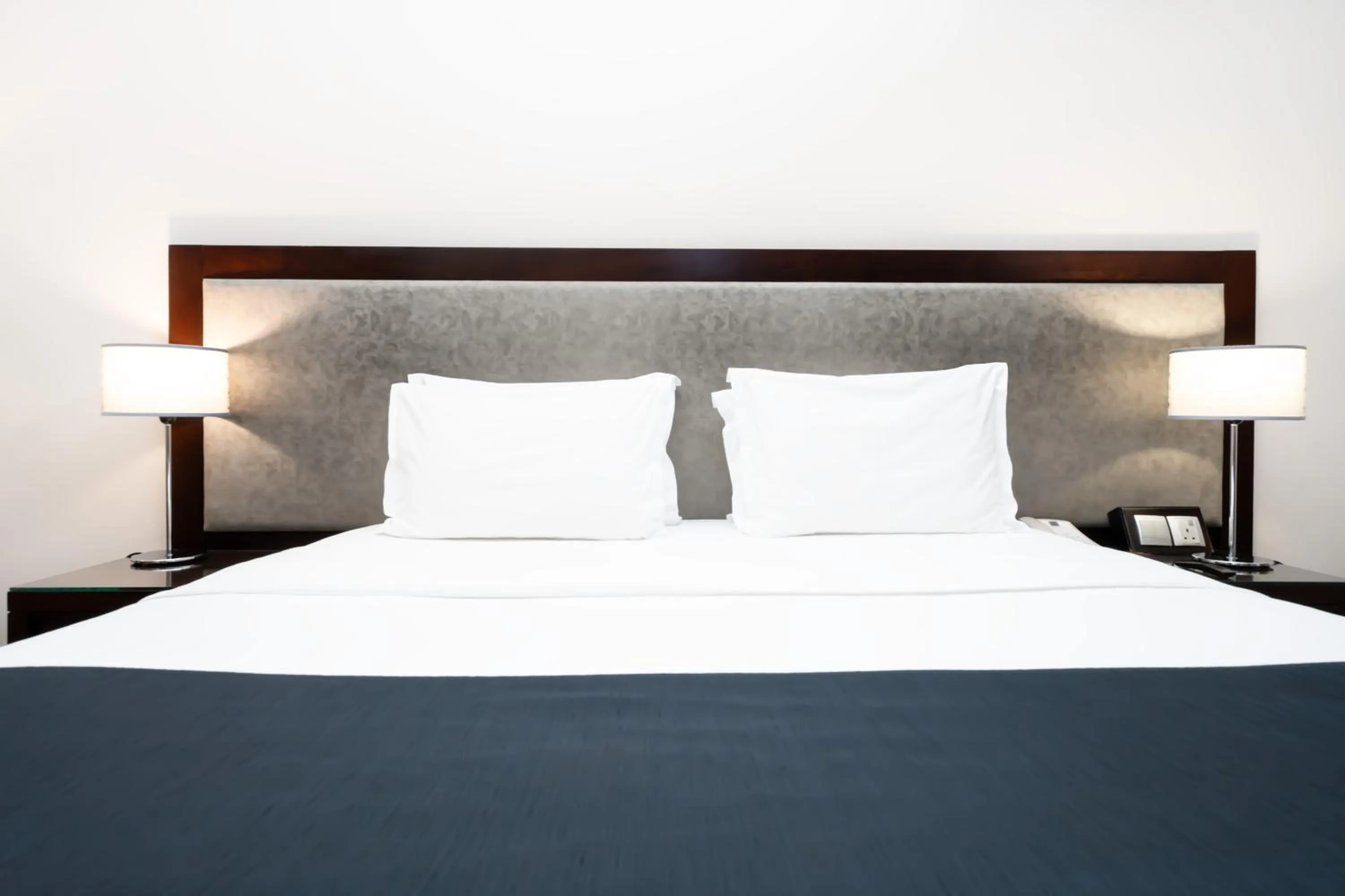 Bed in Millennium Central Doha