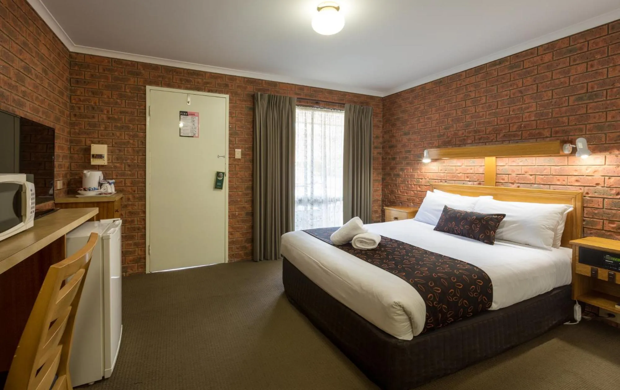 Bed in Advance Motel