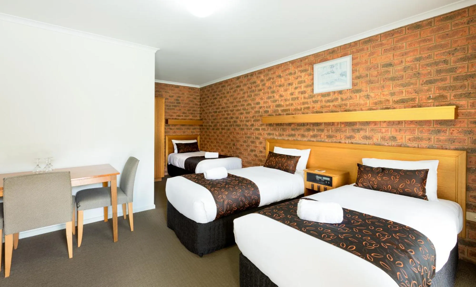 Bed in Advance Motel