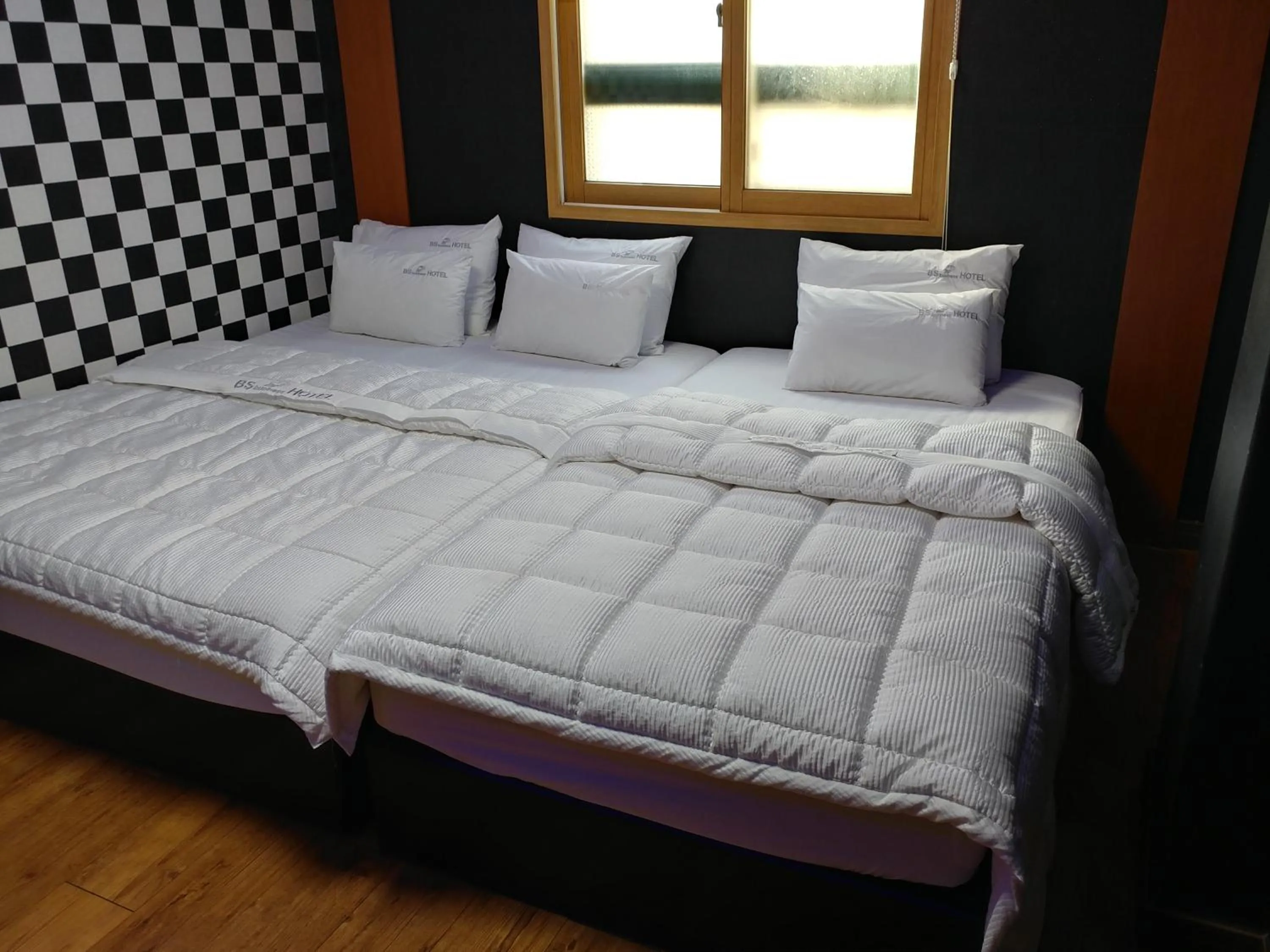 Bed in Business Hotel Busan Station