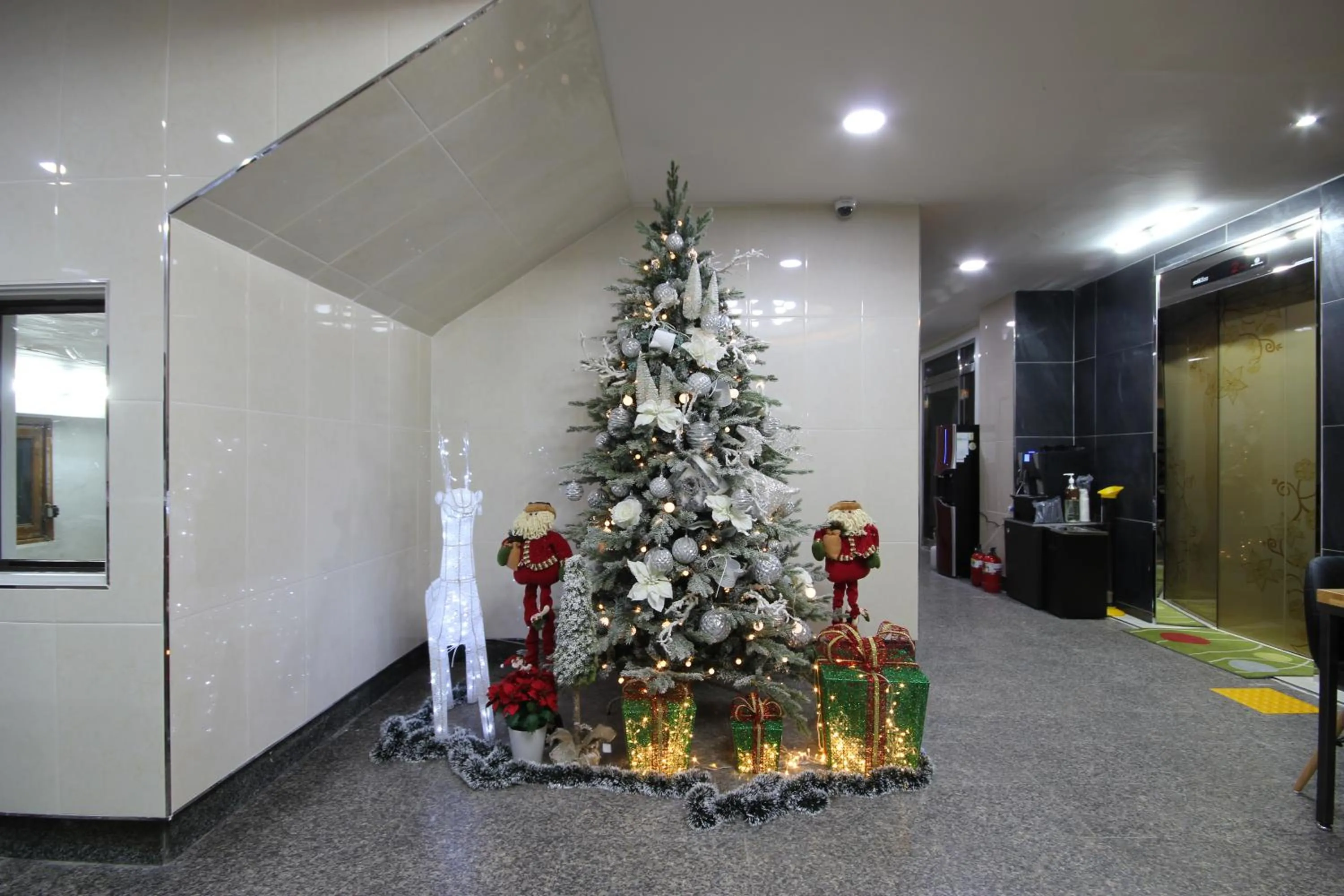 Decorative detail in Business Hotel Busan Station