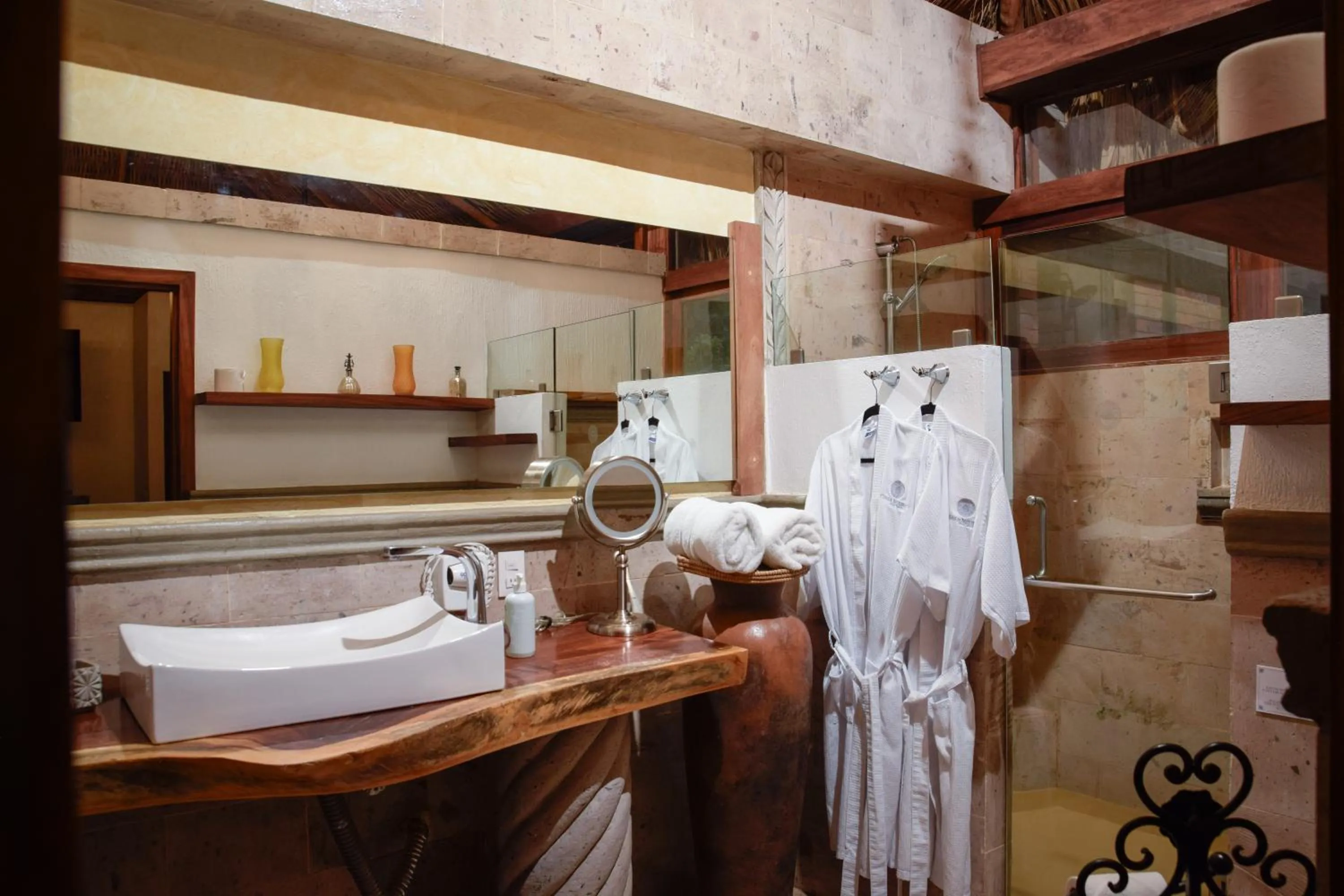 Bathroom in Casa Miura Hotel Boutique