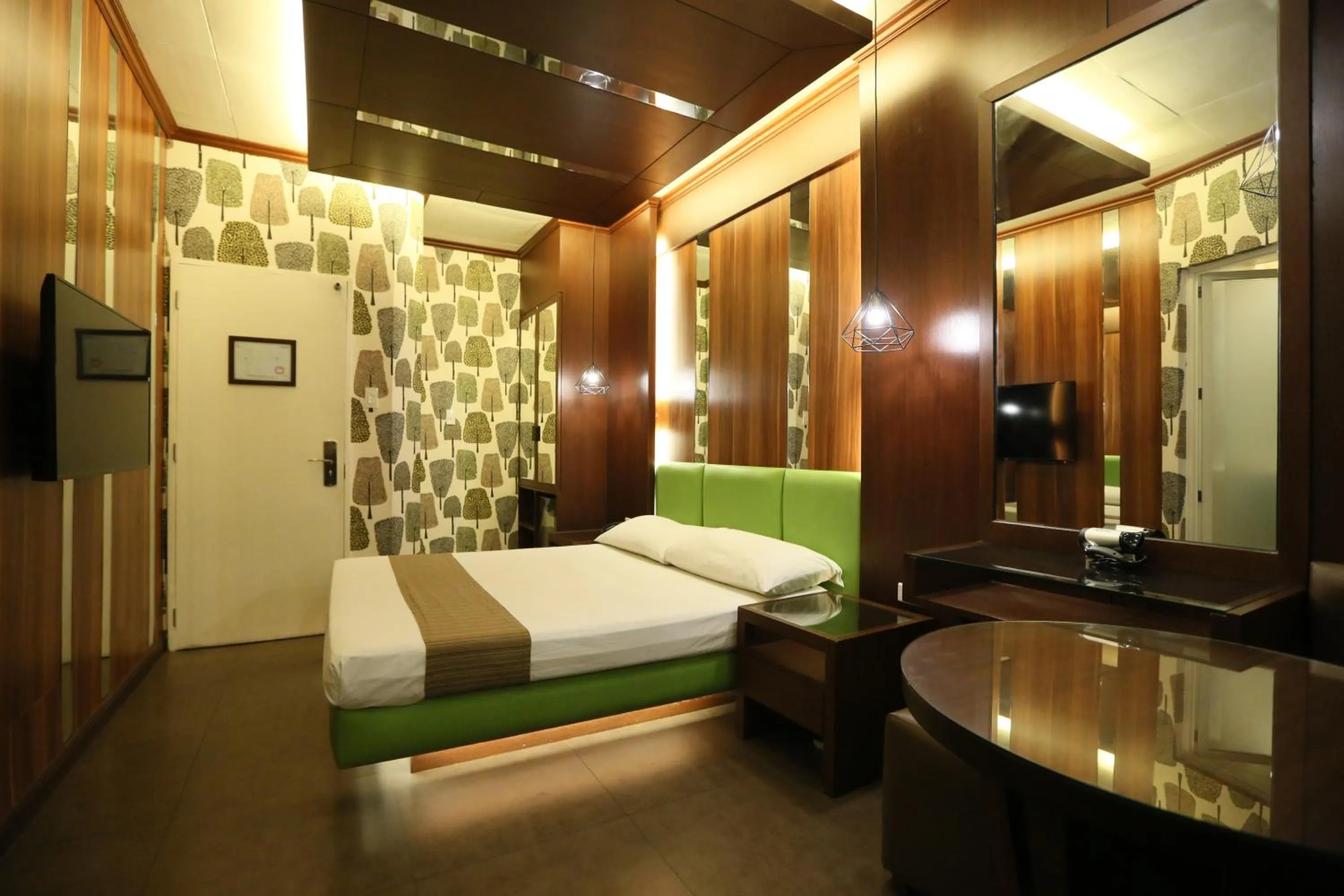 Bedroom, Bed in Hotel Ava Gil Puyat