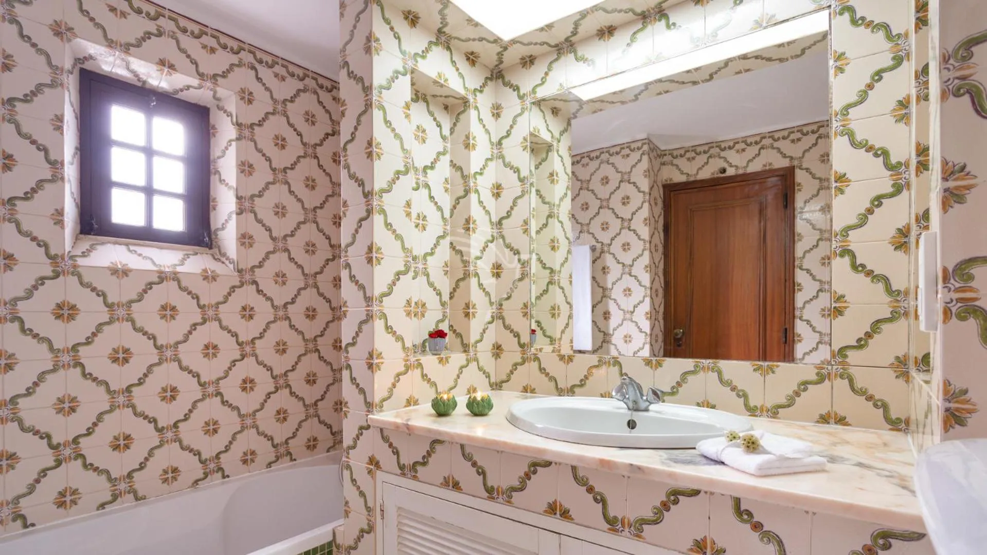 Bathroom in Balaia Golf Village