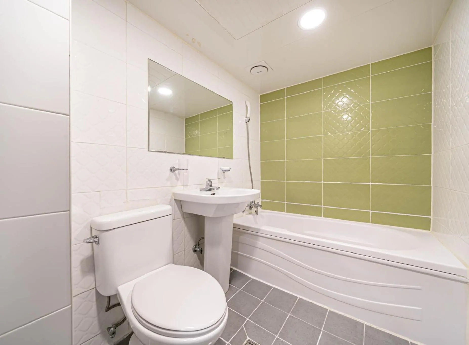 Bathroom in Top Motel Busan