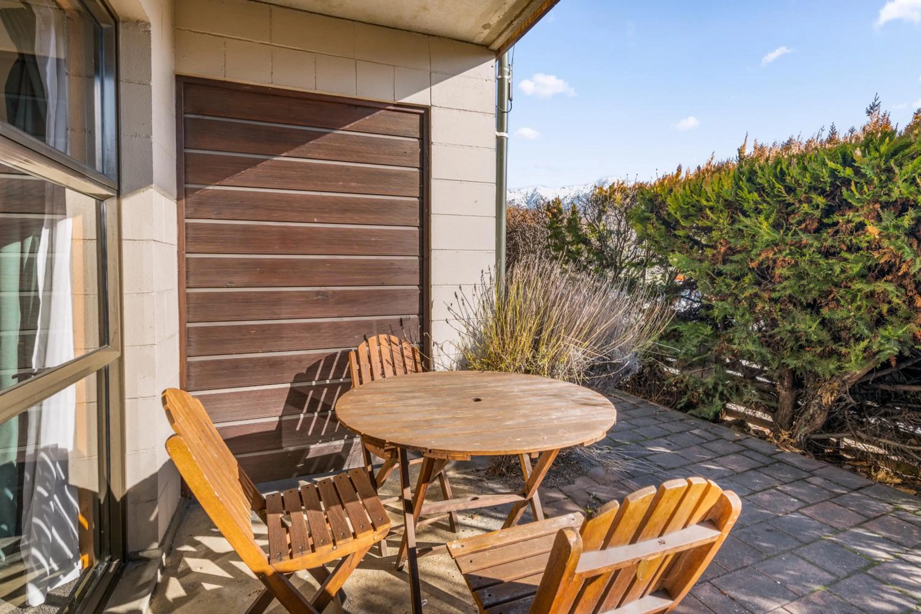 Balcony/Terrace in Aspiring Lodge Motel