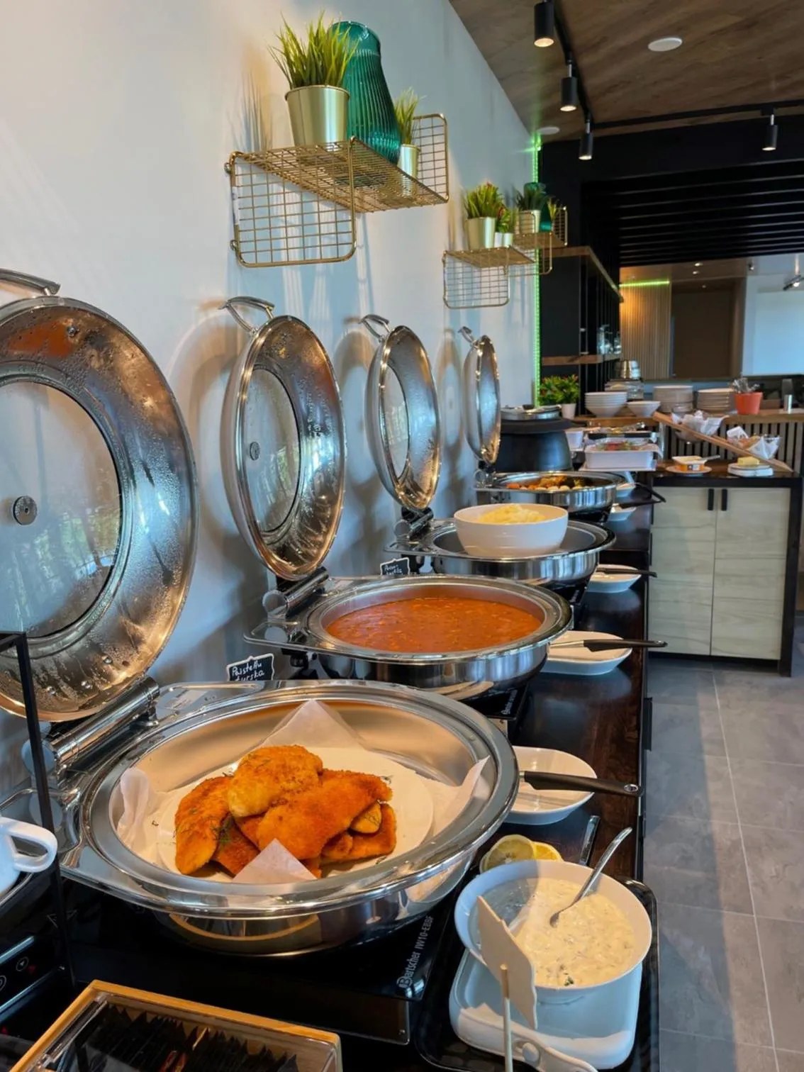 Restaurant/places to eat in Beach Hotel Santalahti