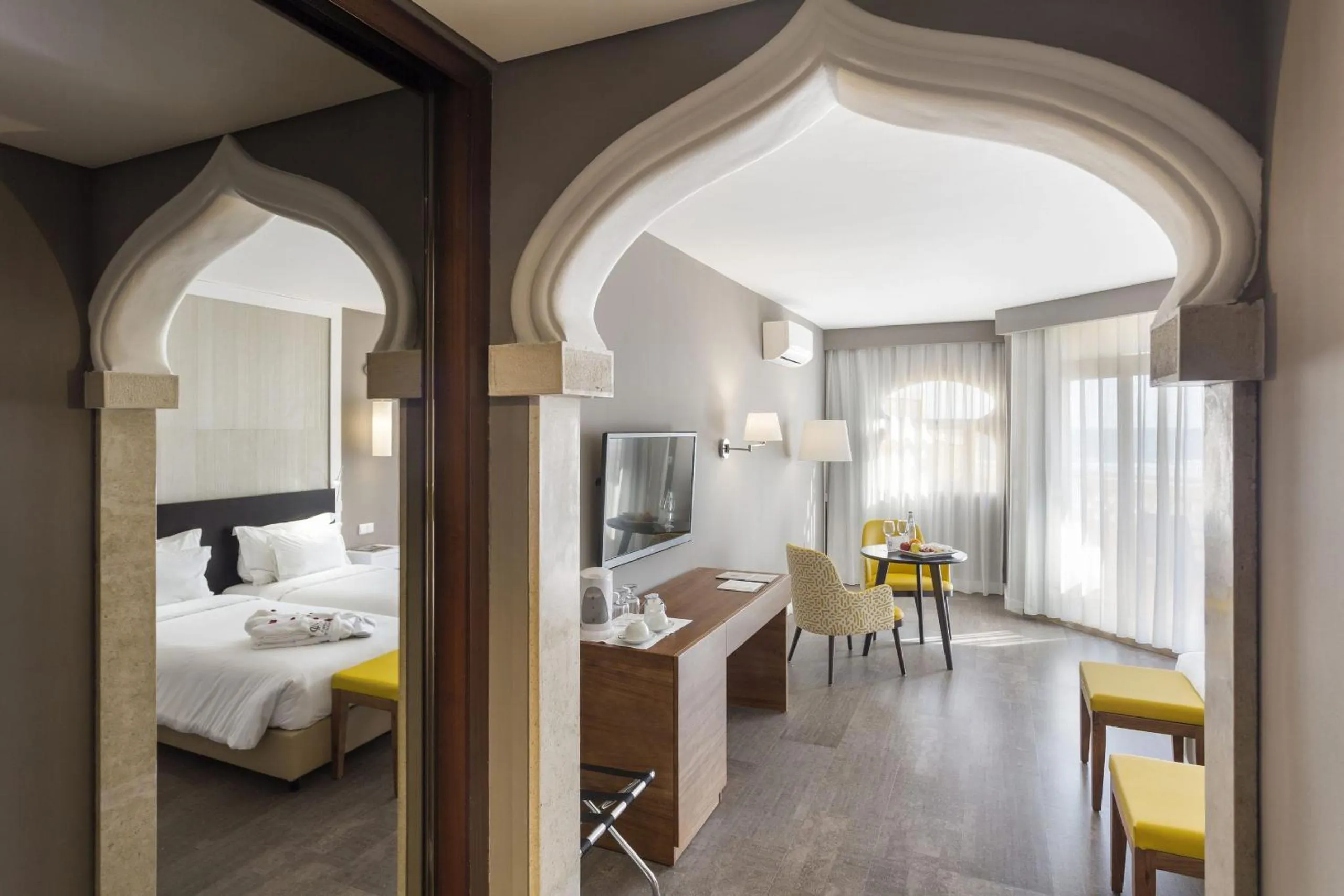 Bedroom, Bed in AP Oriental Beach - Adults Friendly