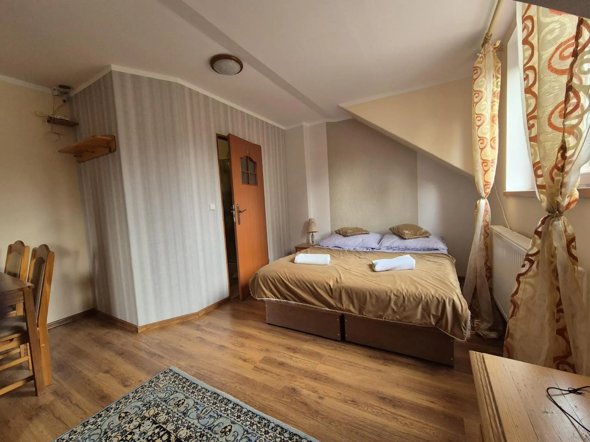 Bed in Harmont Montis- dawna Zającówka- IDEALNA lokalizacja - leśna enklawa w centrum miasta! Sauna, masaże, zabiegi spa!