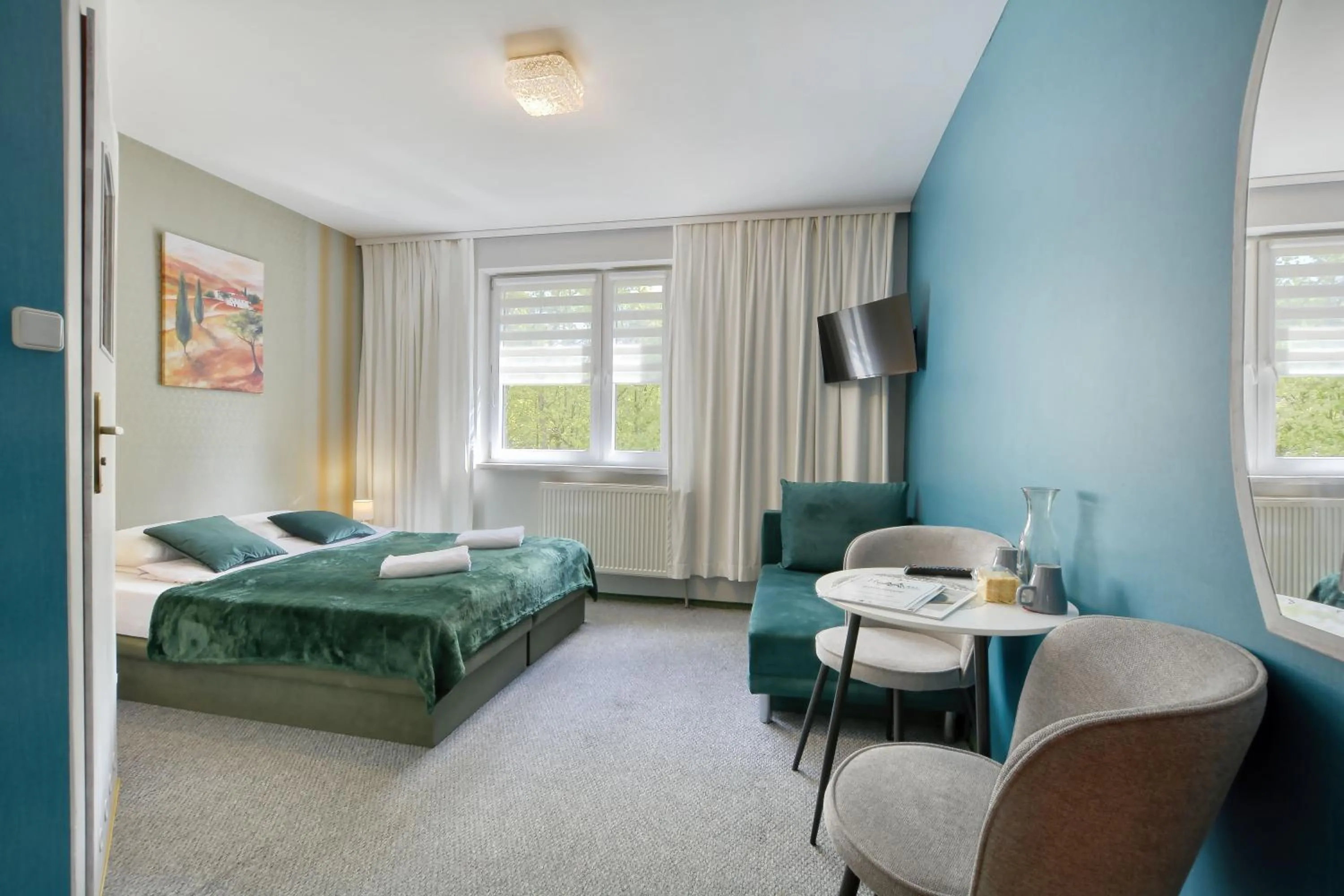 Bed in Harmont Montis- dawna Zającówka- IDEALNA lokalizacja - leśna enklawa w centrum miasta! Sauna, masaże, zabiegi spa!
