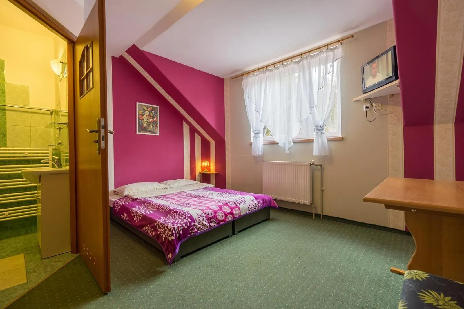 Bed in Harmont Montis- dawna Zającówka- IDEALNA lokalizacja - leśna enklawa w centrum miasta! Sauna, masaże, zabiegi spa!