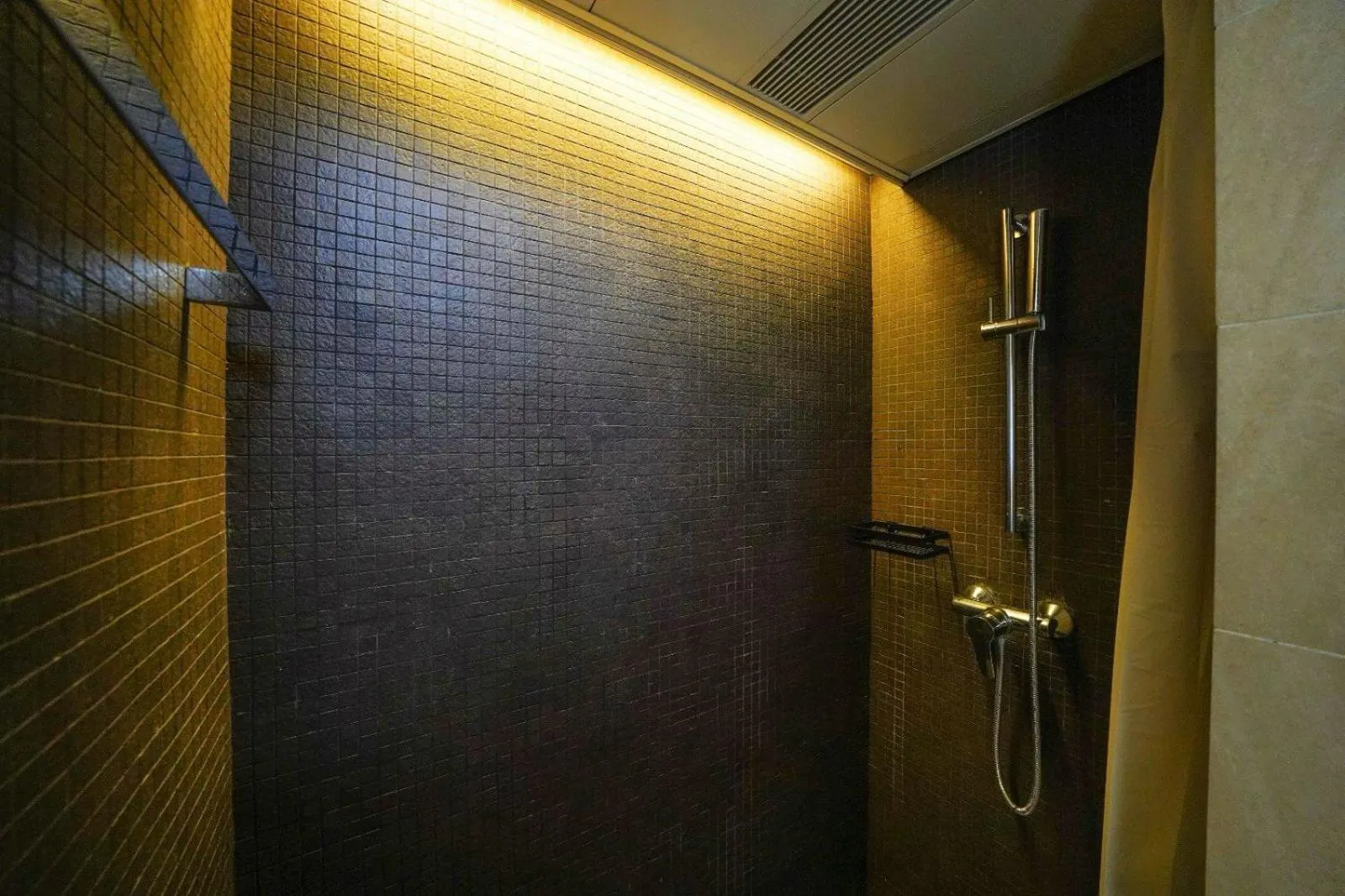 Shower in The Salvation Army - Booth Lodge