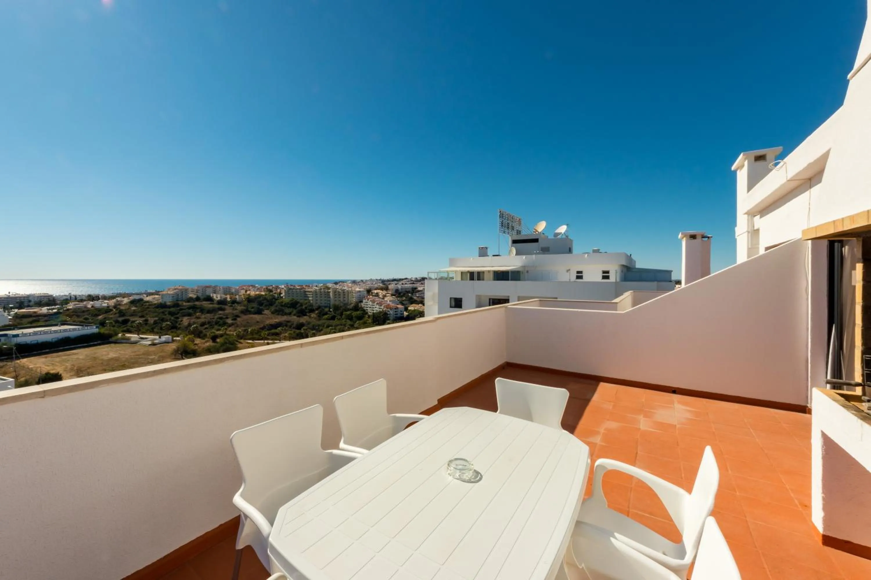 Janelas do Mar Apartamentos Turisticos