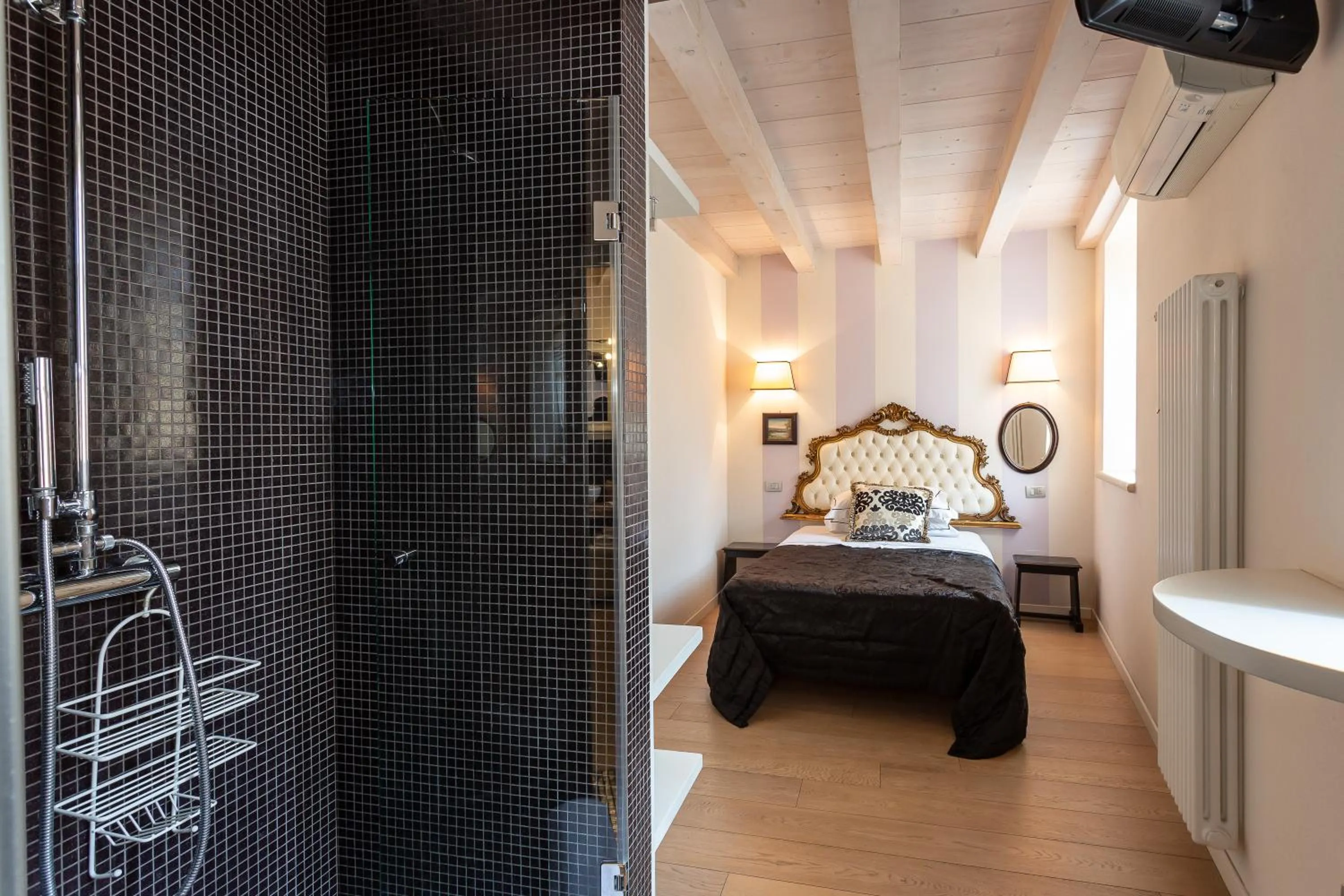 Bed in Bagolina Boutique B&B