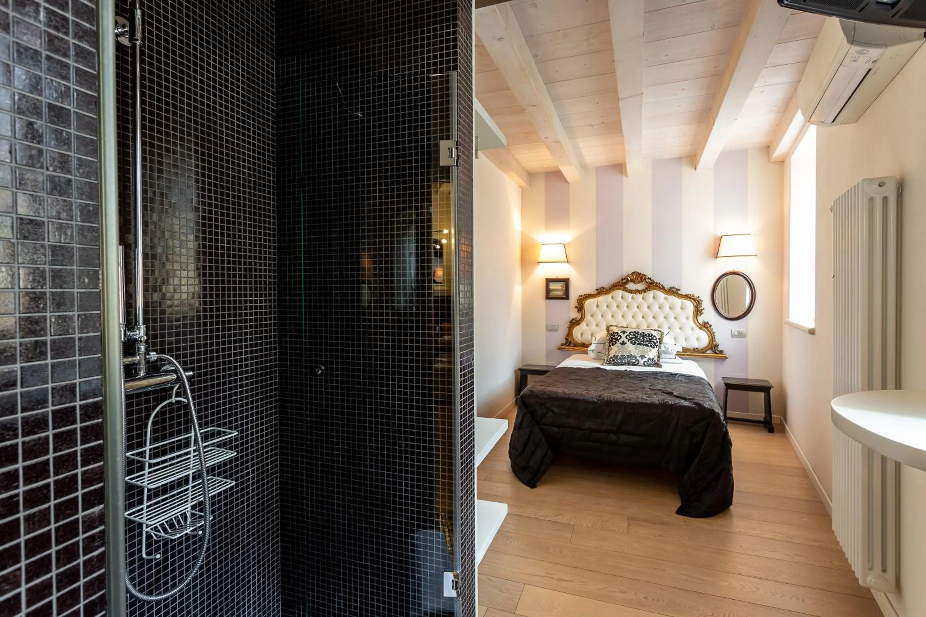 Bed in Bagolina Boutique B&B