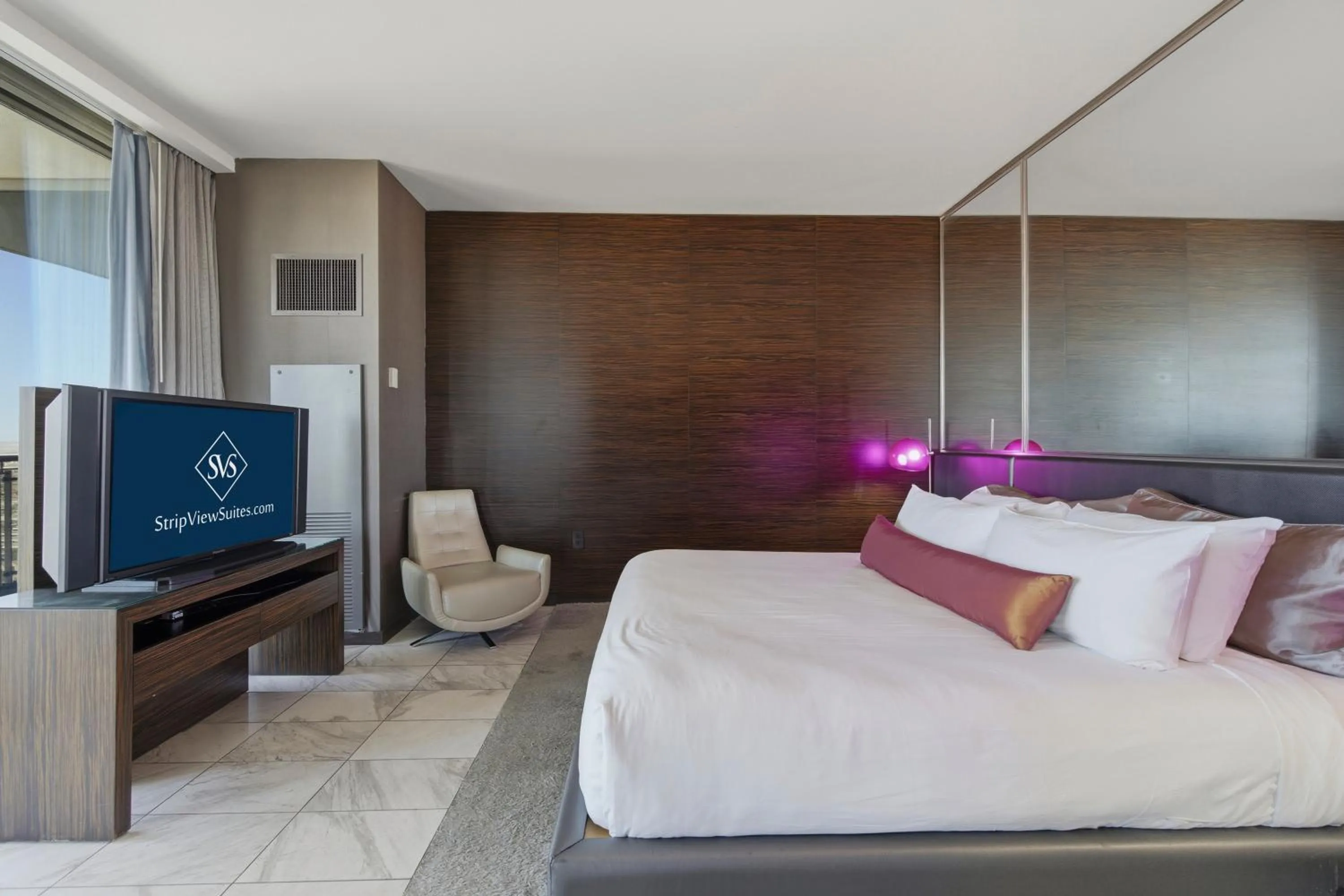 Bedroom, Bed in StripViewSuites Two-Bedroom Conjoined Suite at Palms Place