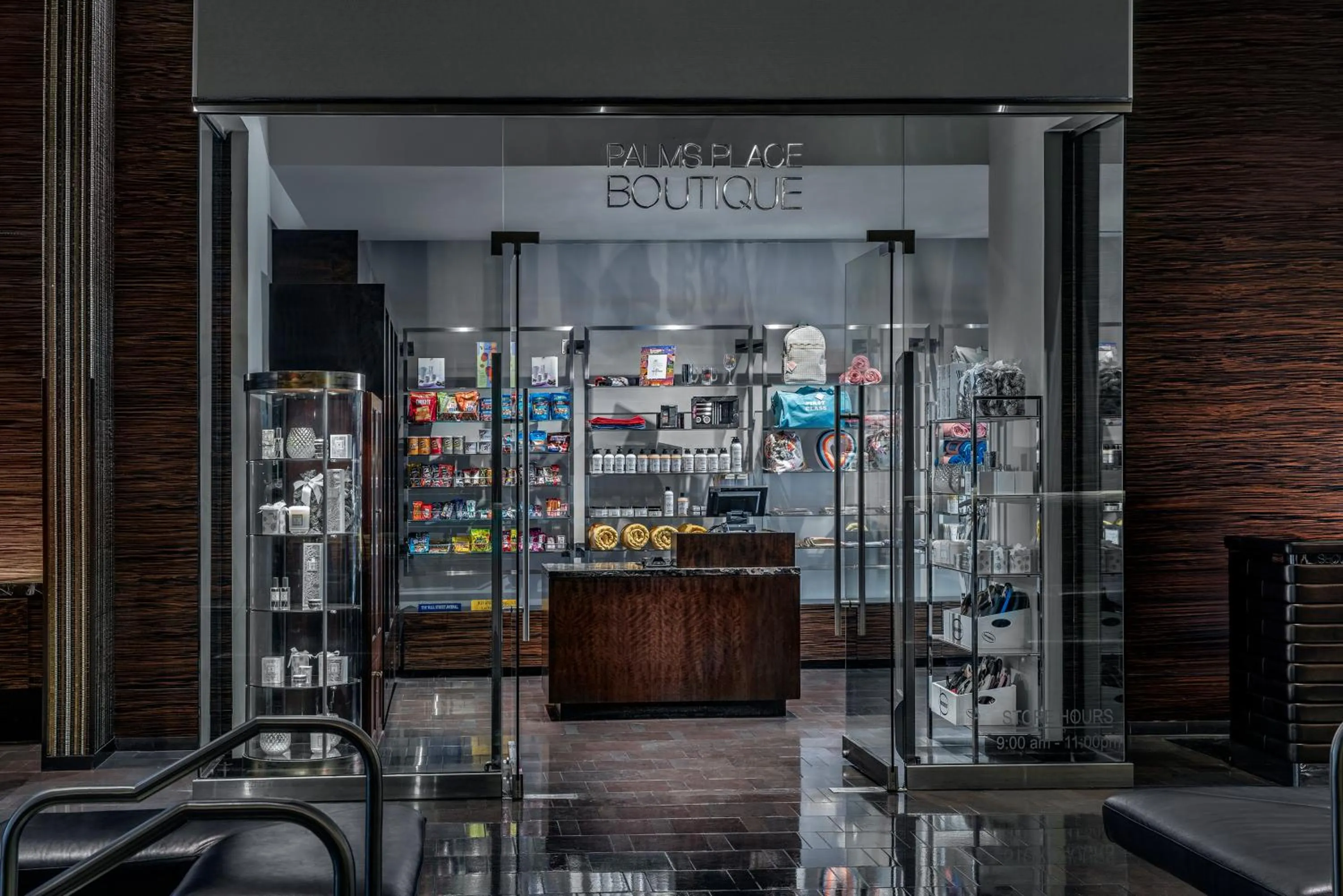 Supermarket/grocery shop in StripViewSuites Two-Bedroom Conjoined Suite at Palms Place