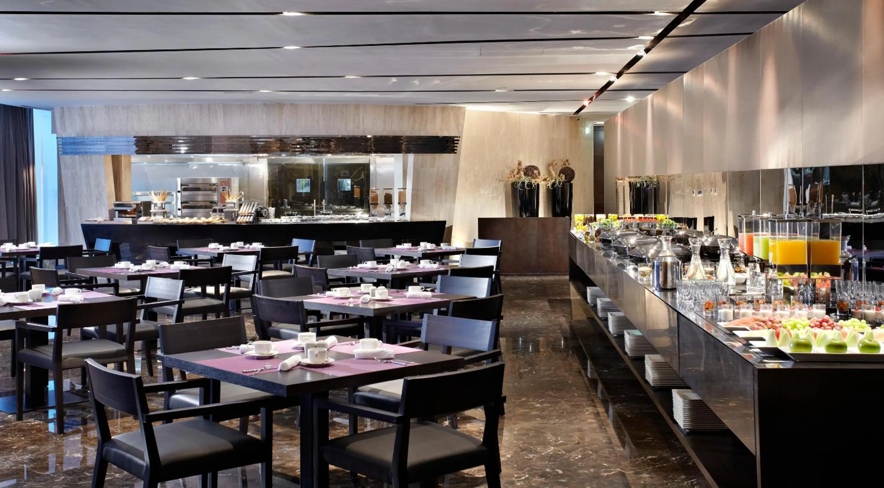 Restaurant/places to eat in The Canvas Dubai - MGallery Hotel Collection