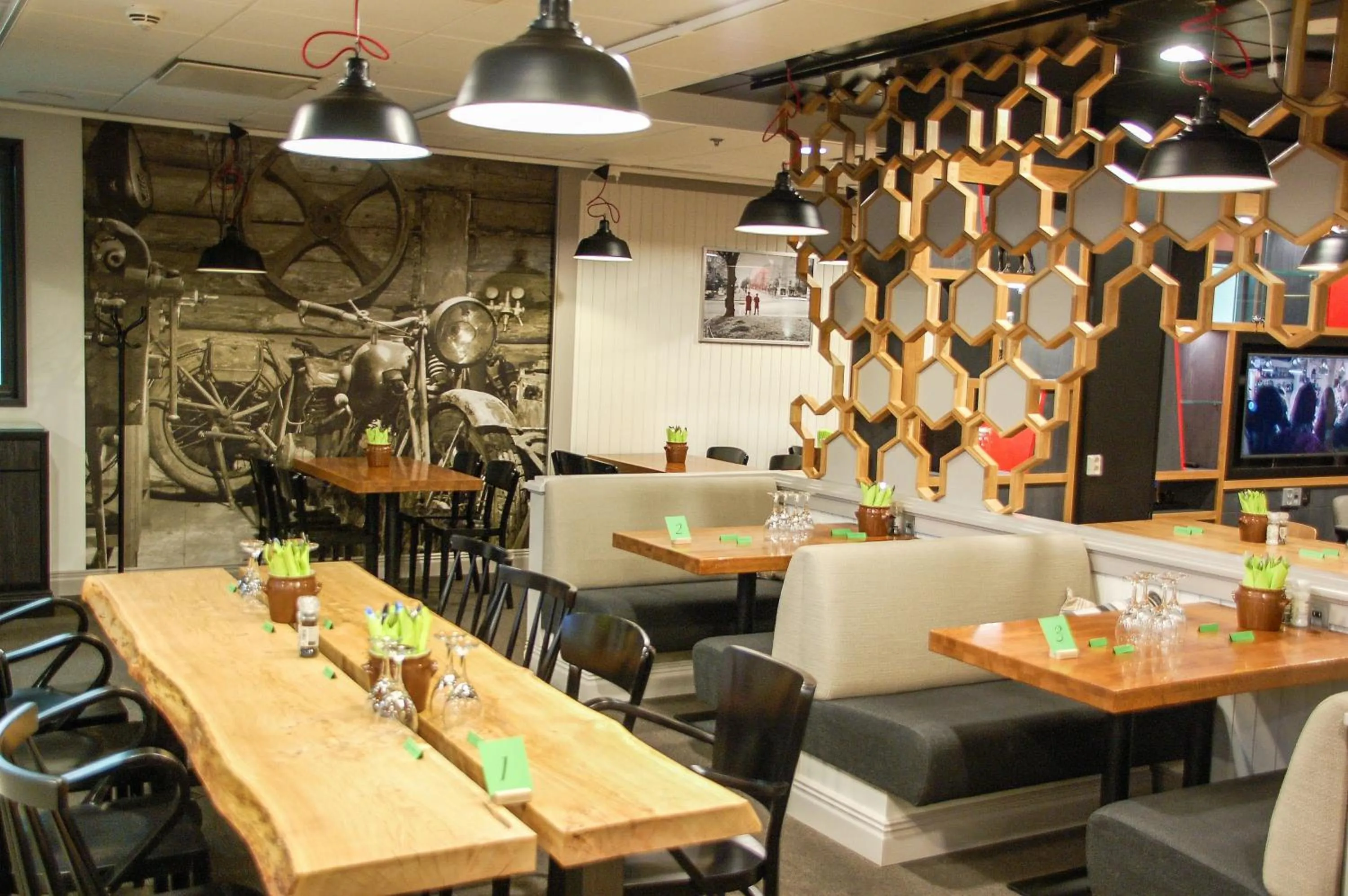 Restaurant/places to eat in Holiday Inn Tampere - Central Station by IHG