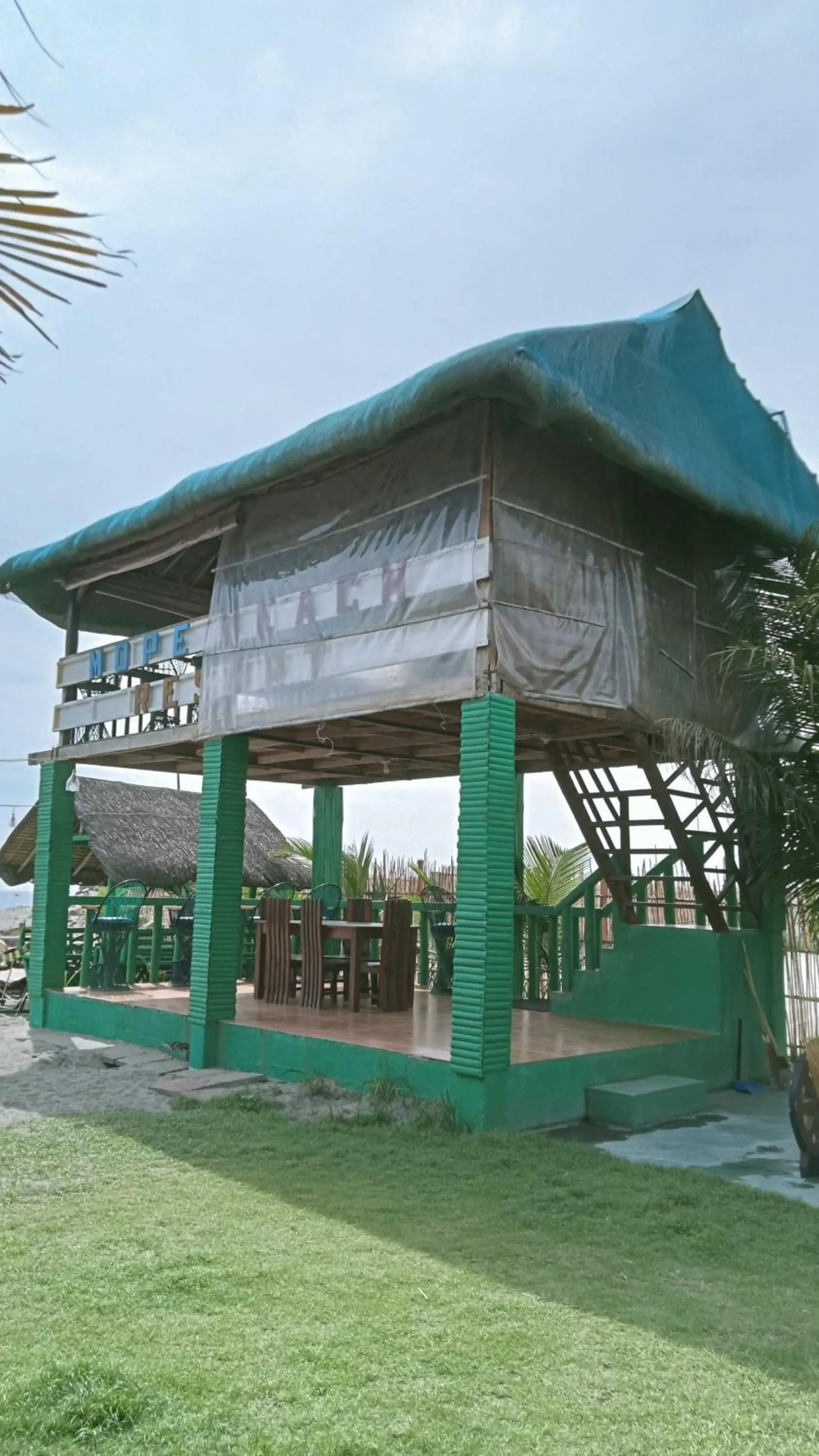 Beach in Mope Beach Resort