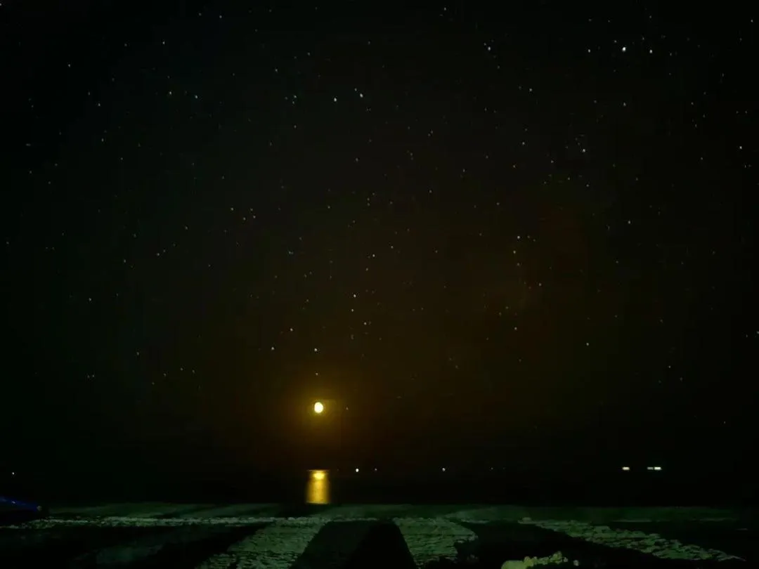 Beach in Mope Beach Resort