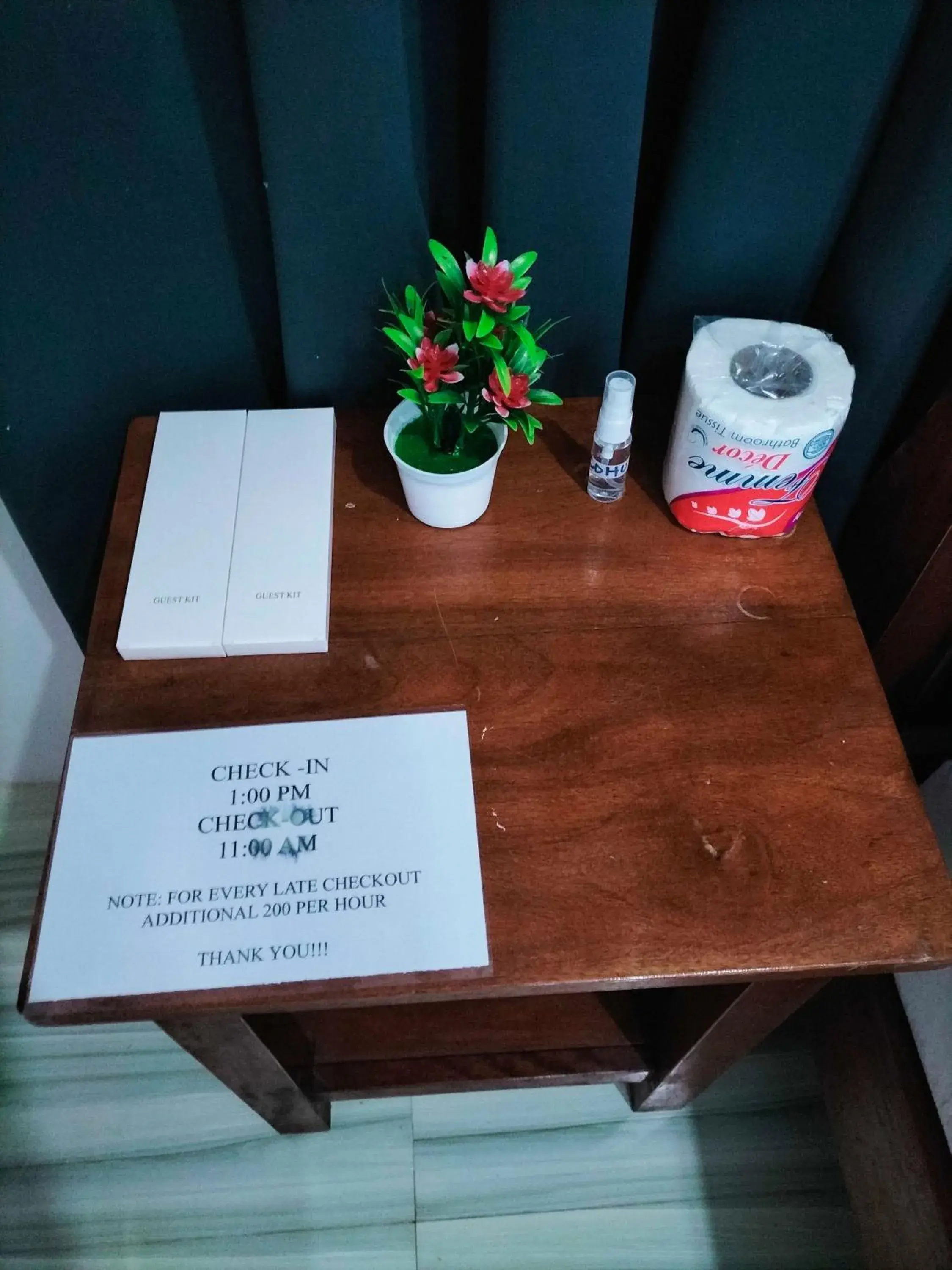 Standard Queen Room in Mope Beach Resort Standard Queen Room in Mope Beach Resort