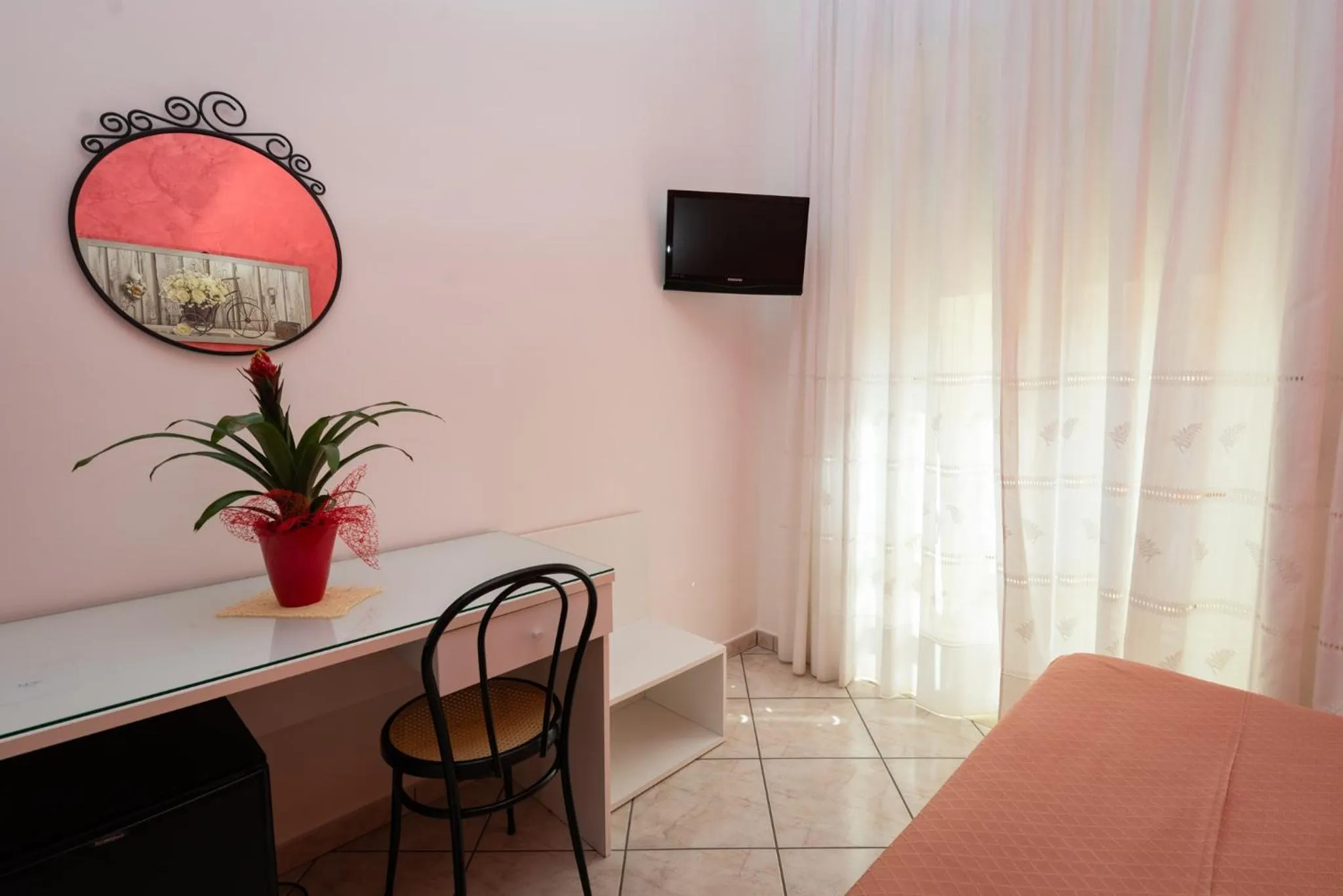 Bed in Hotel Baia Verde