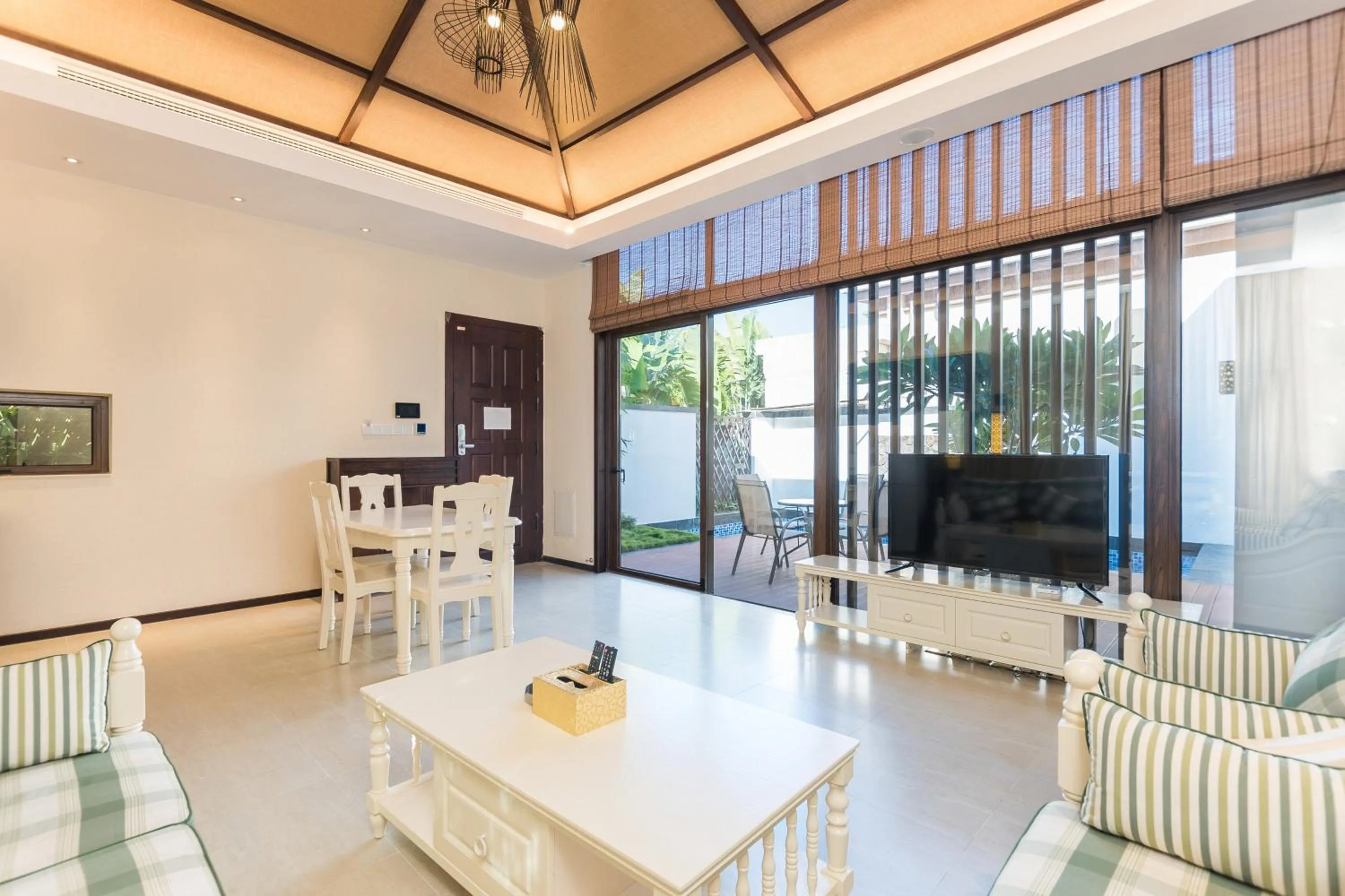Living room in Sanya Haitang Bay Mushe Villa