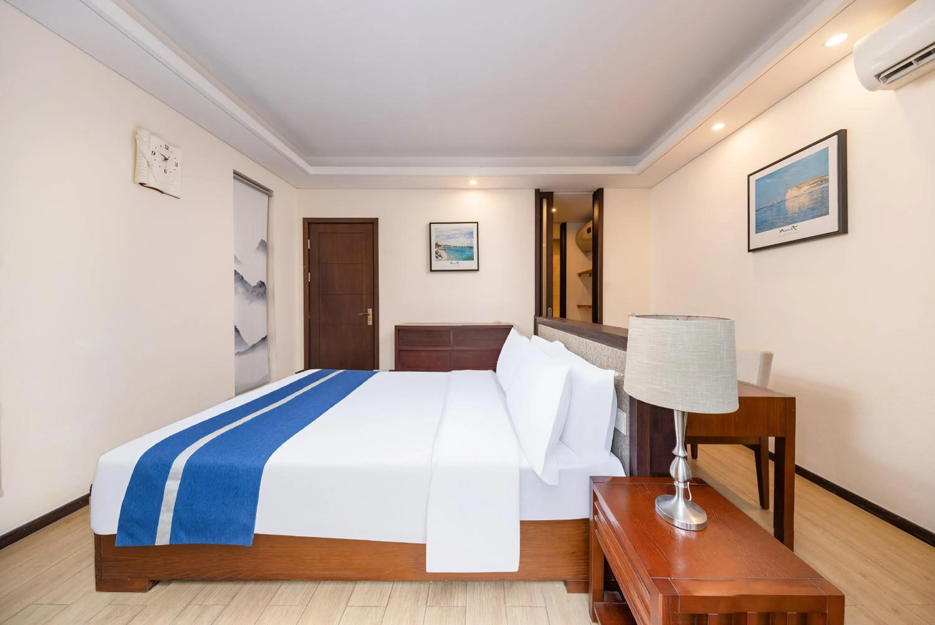 Bed in Sanya Haitang Bay Mushe Villa