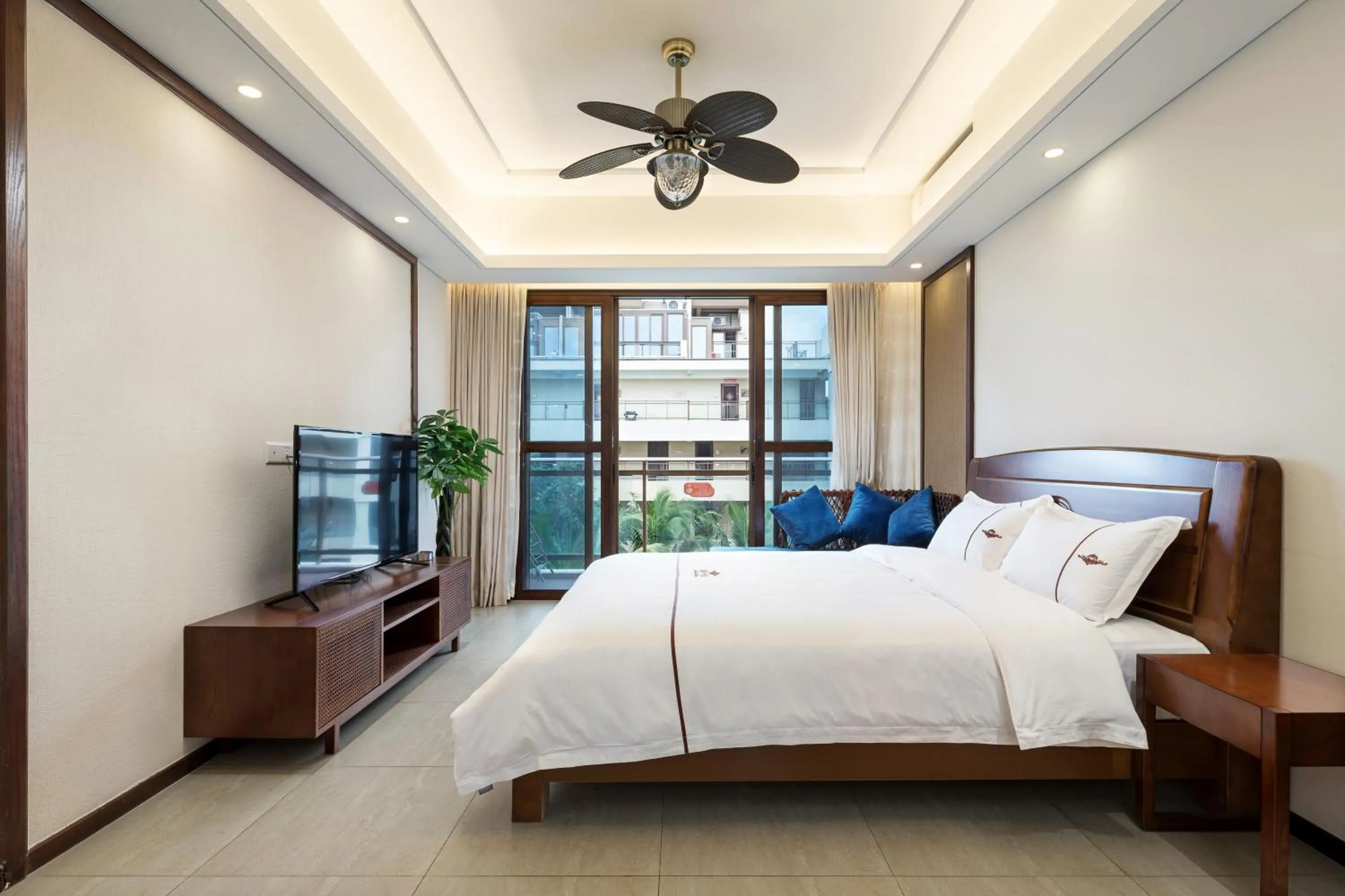 Bed in Sanya Haitang Bay Mushe Villa