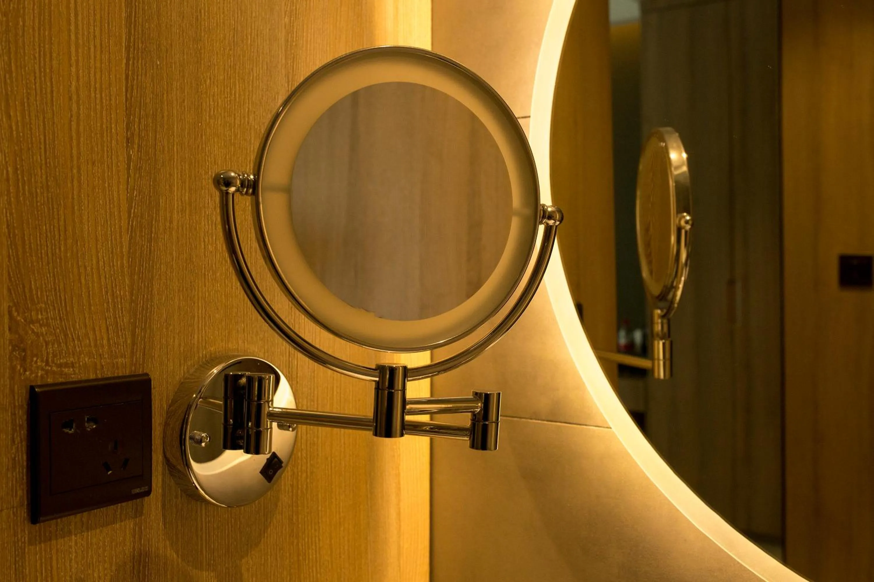 Shower in Urban Rosa Cafe&Inn