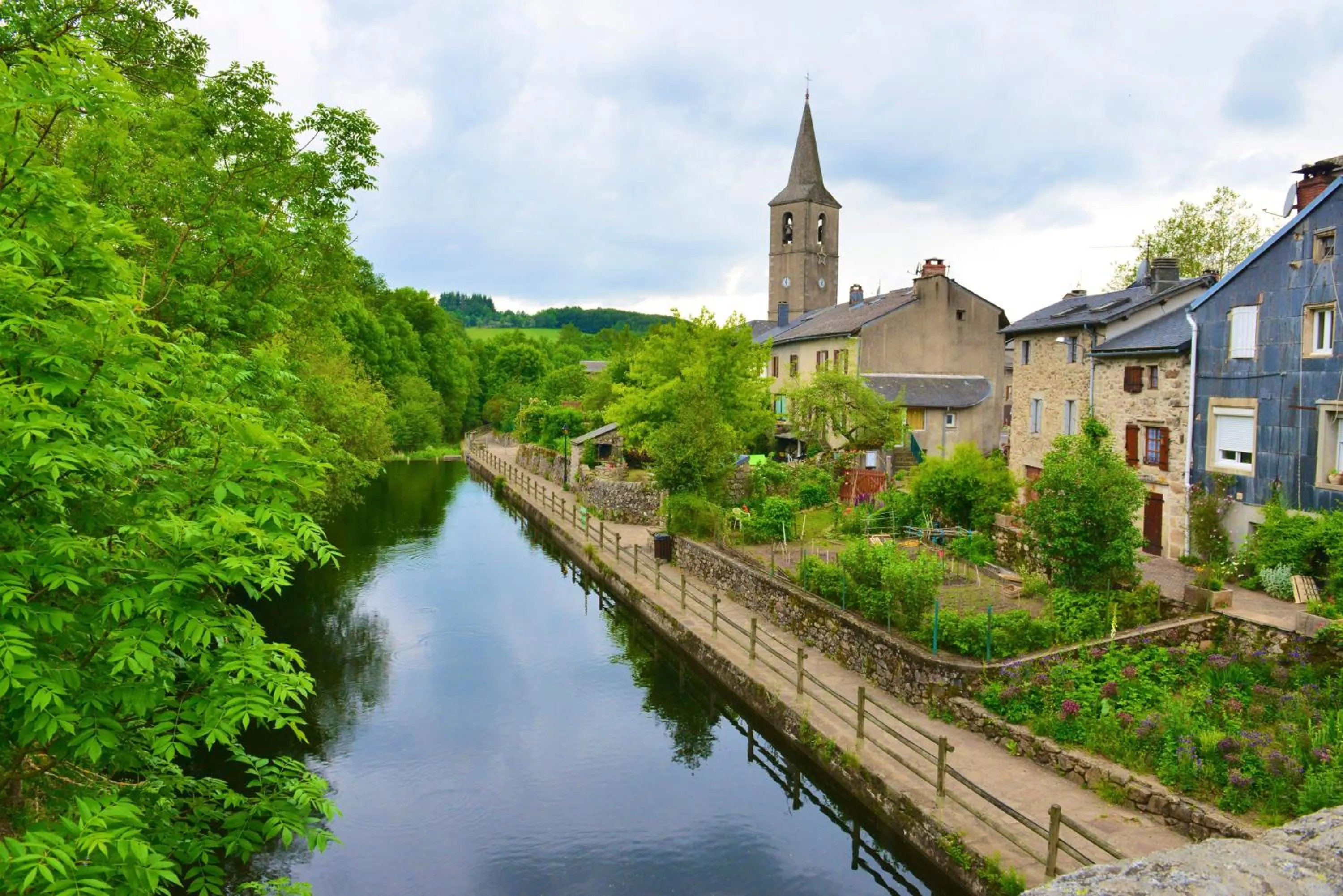 Logis hôtel restaurant Auberge de l'Espinouse