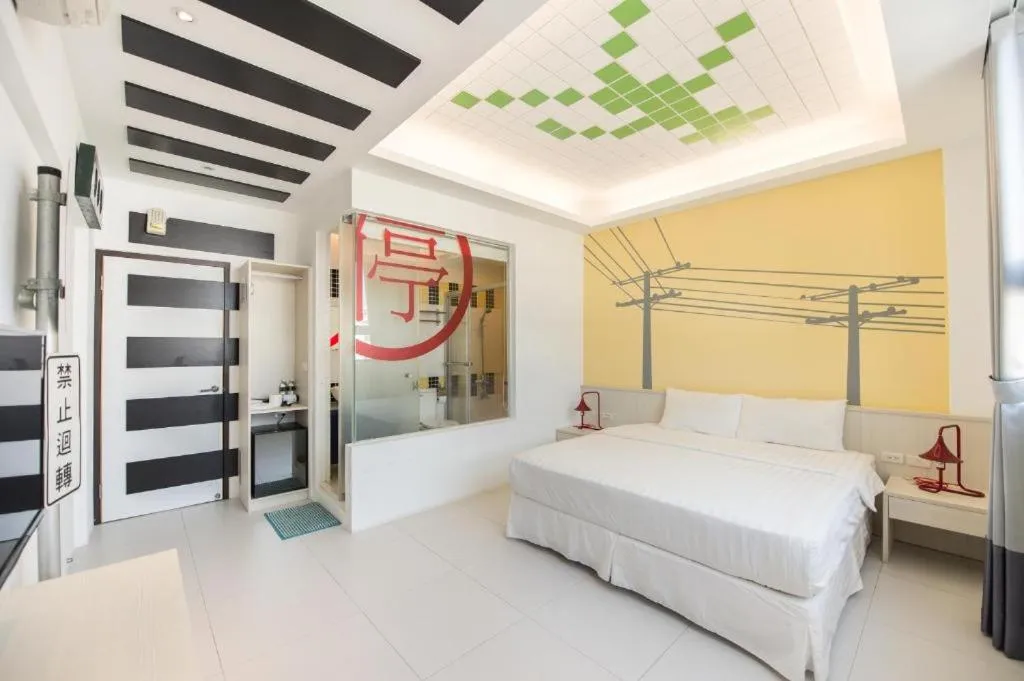 Bed in Her Man Hostel