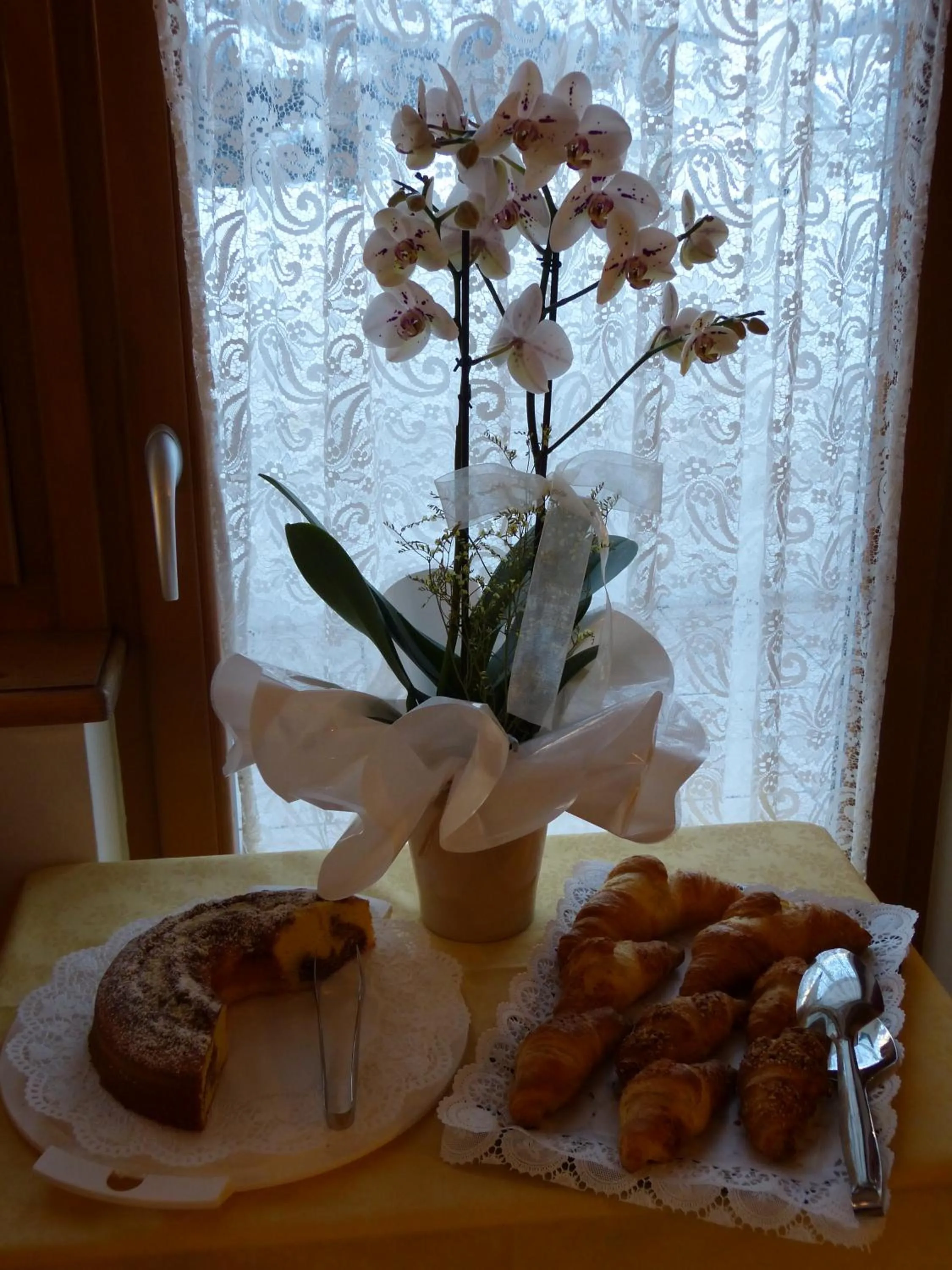 Buffet breakfast in Garnì La Dorada